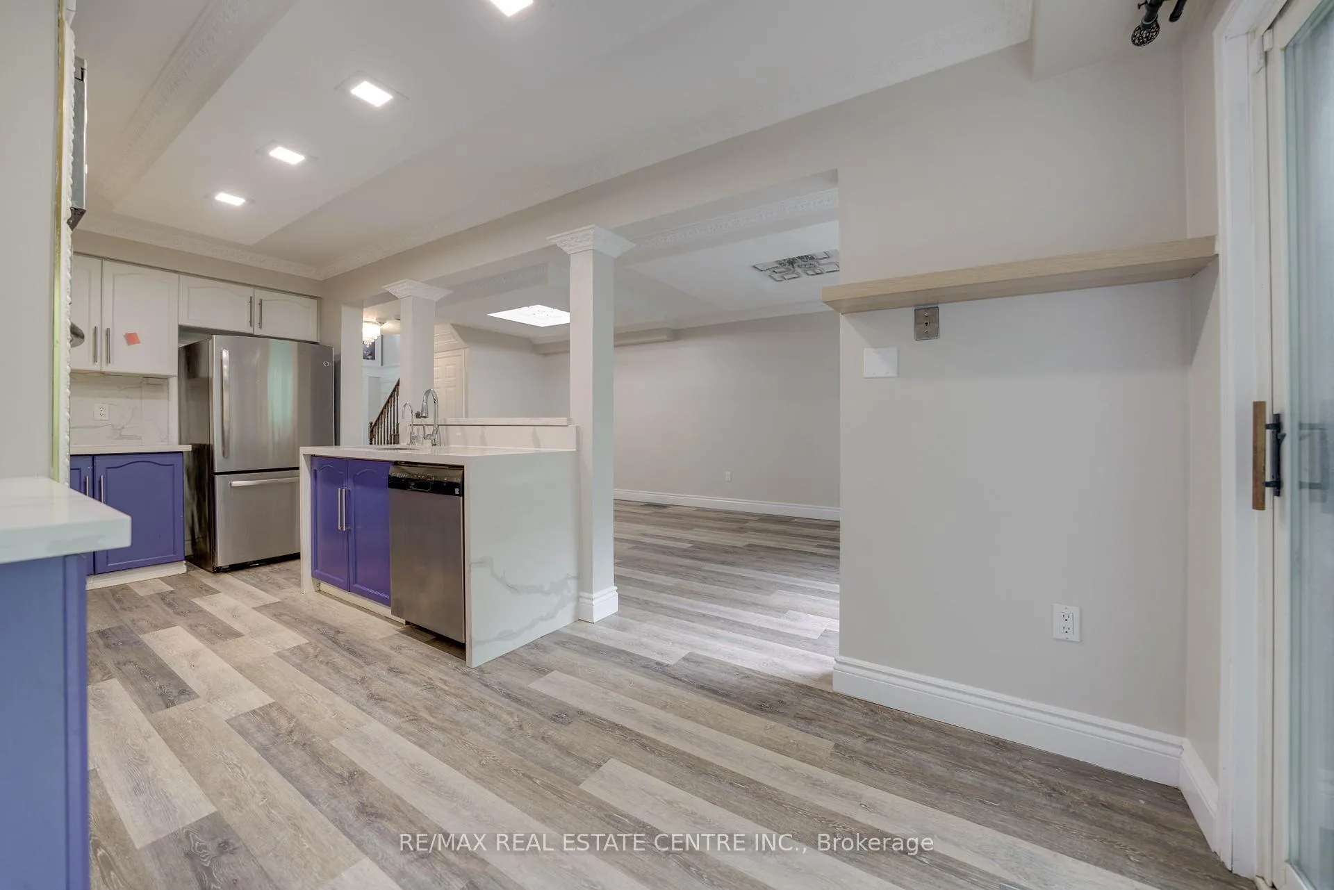 Photo 10 of Unit 32, 76 Frances Avenue, Hamilton, Lakeshore — HOMEH