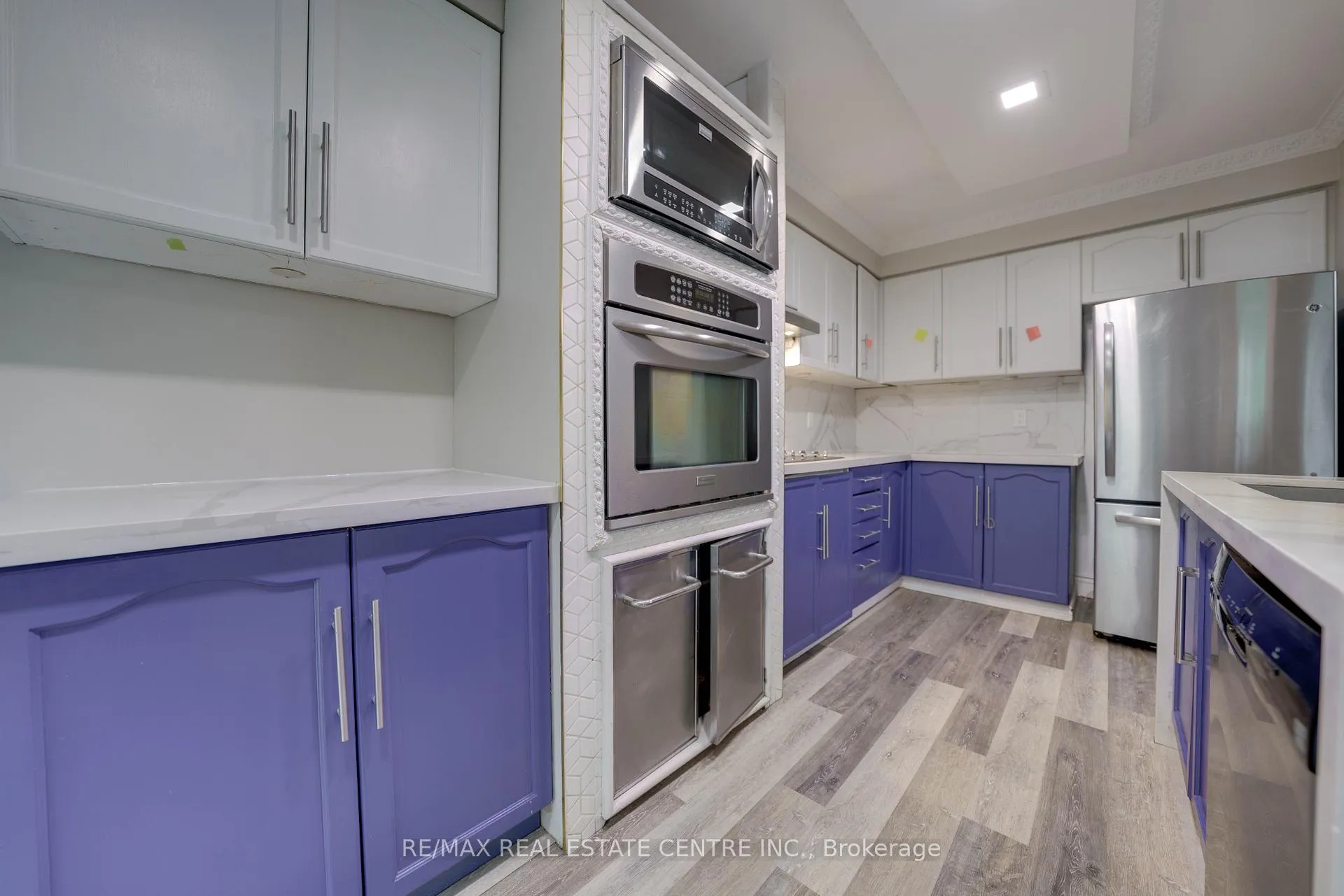Photo 15 of Unit 32, 76 Frances Avenue, Hamilton, Lakeshore — HOMEH
