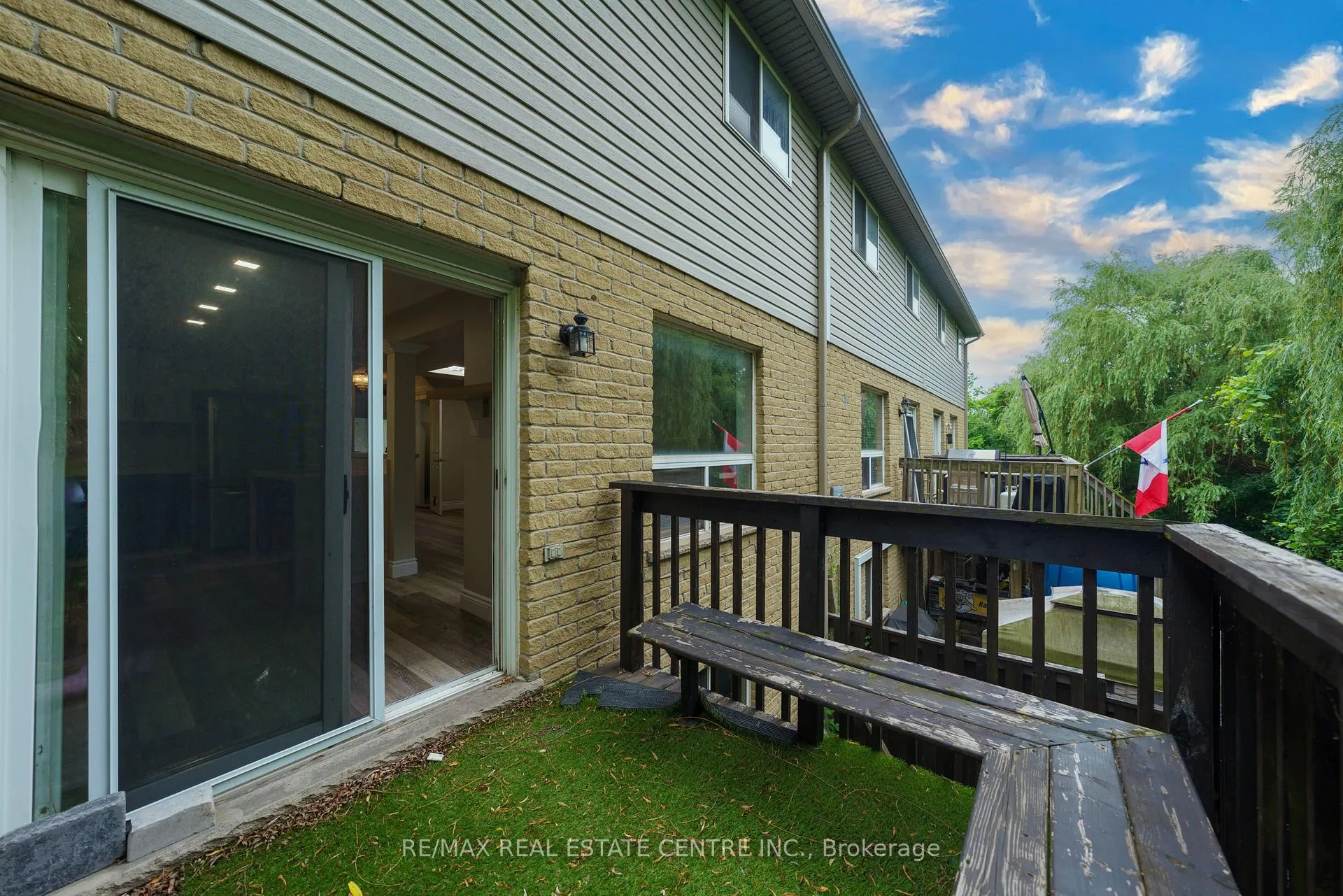 Photo 18 of Unit 32, 76 Frances Avenue, Hamilton, Lakeshore — HOMEH