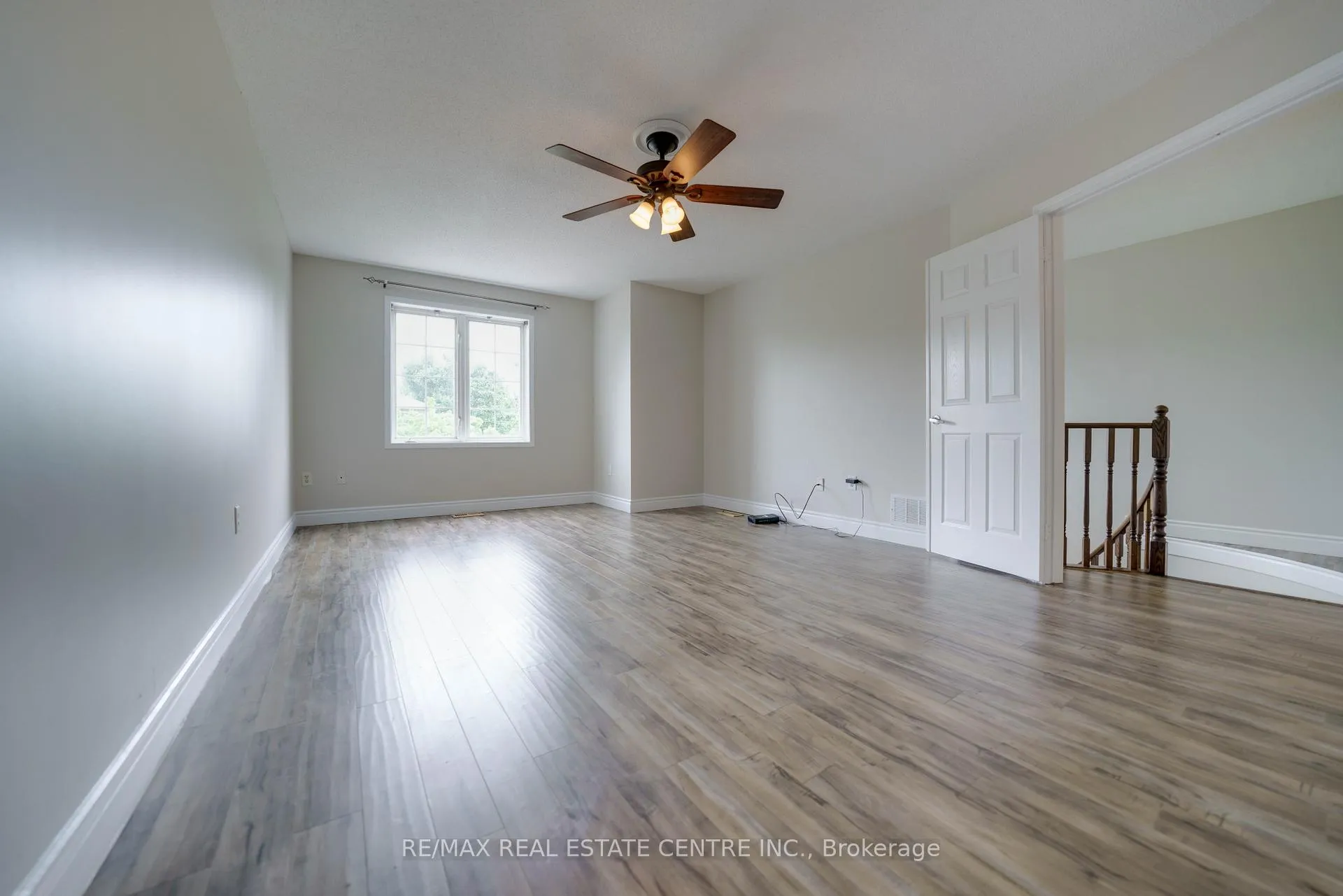 Photo 21 of Unit 32, 76 Frances Avenue, Hamilton, Lakeshore — HOMEH