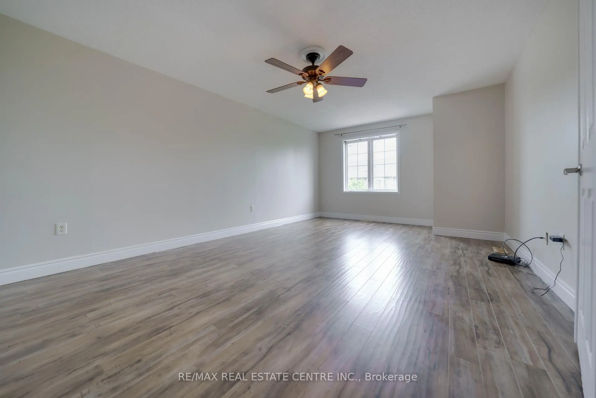 Photo 24 of Unit 32, 76 Frances Avenue, Hamilton, Lakeshore — HOMEH
