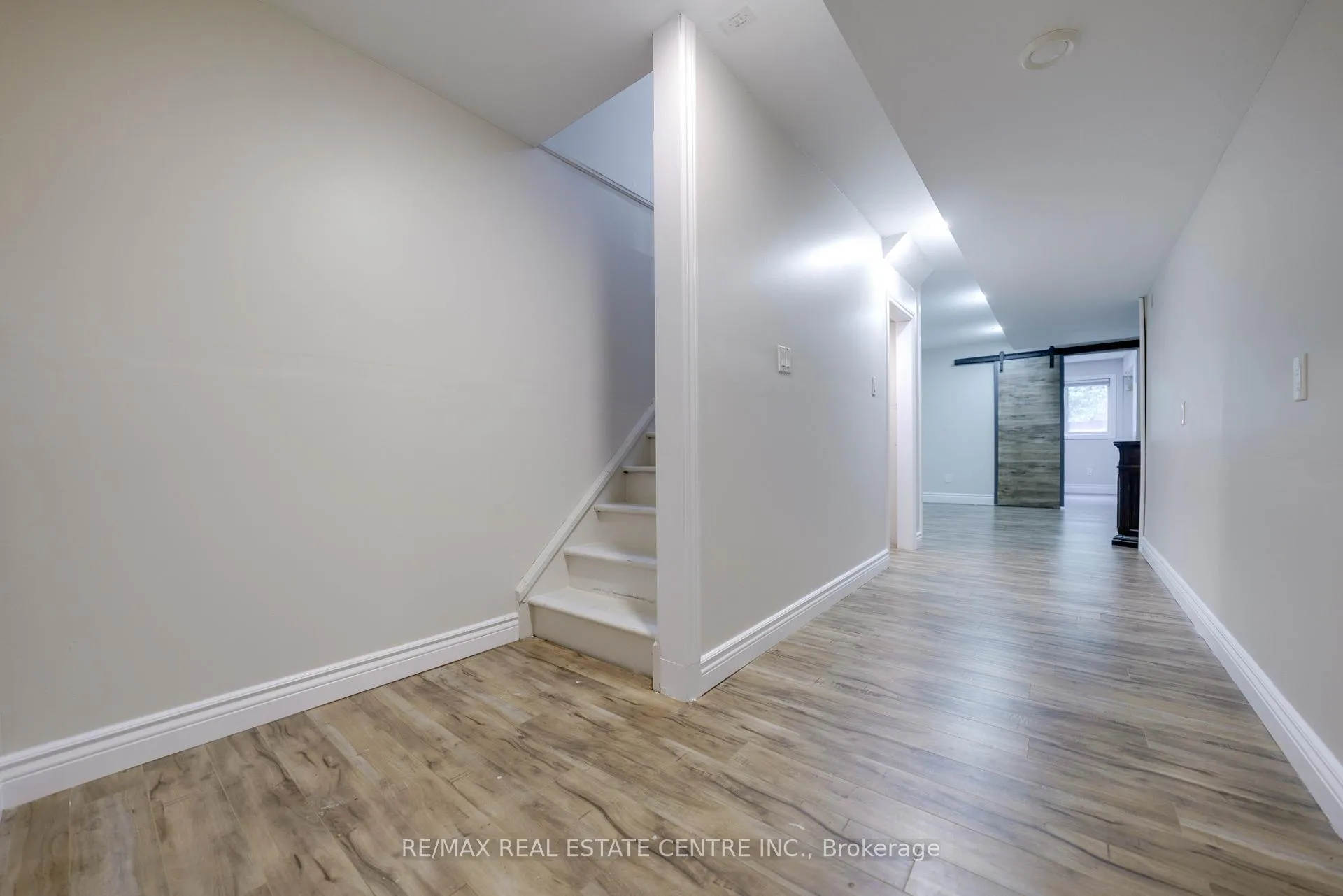Photo 36 of Unit 32, 76 Frances Avenue, Hamilton, Lakeshore — HOMEH