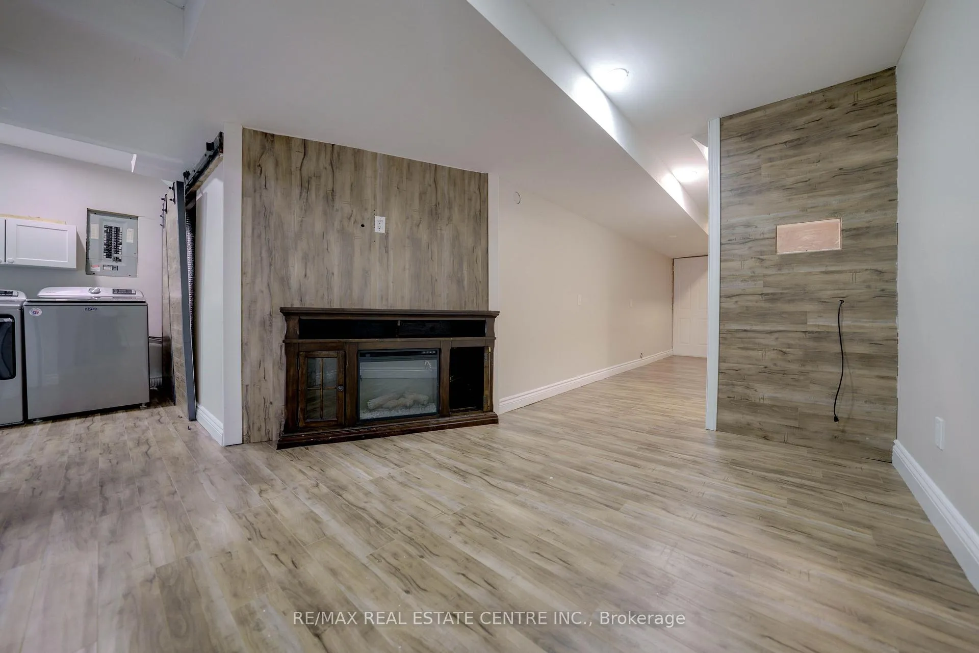 Photo 37 of Unit 32, 76 Frances Avenue, Hamilton, Lakeshore — HOMEH