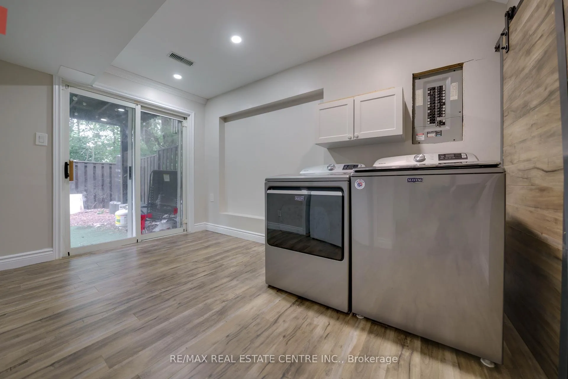Photo 41 of Unit 32, 76 Frances Avenue, Hamilton, Lakeshore — HOMEH