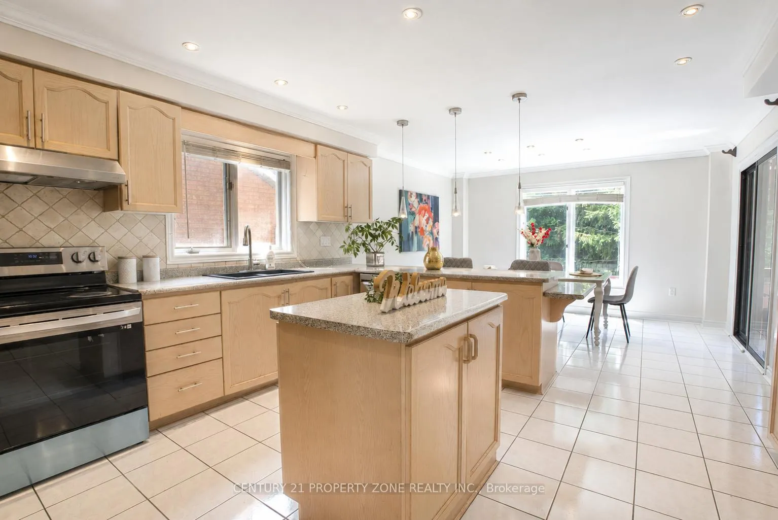 Photo 7 of 5660 Bell Harbour Drive, Mississauga, Central Erin Mills — HOMEH