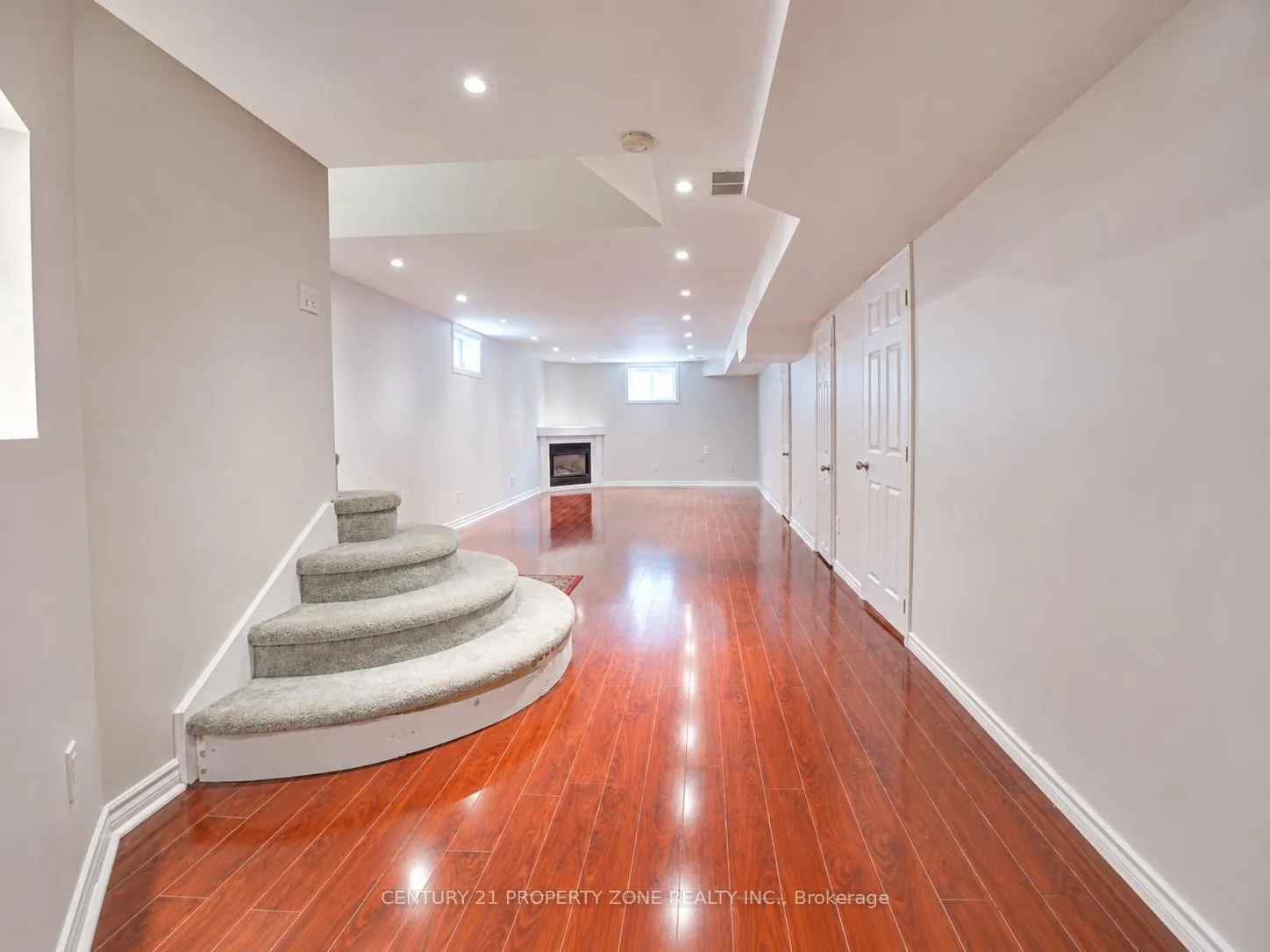 Photo 18 of 5660 Bell Harbour Drive, Mississauga, Central Erin Mills — HOMEH
