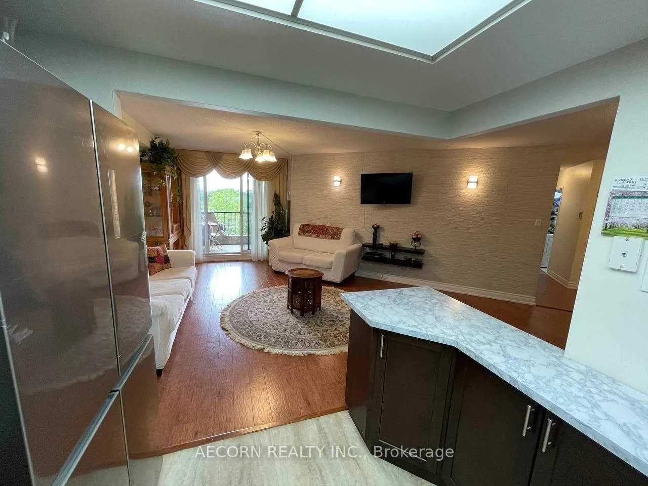 Photo 6 of Unit 805, 7811 Yonge Street, Markham, Thornhill — HOMEH