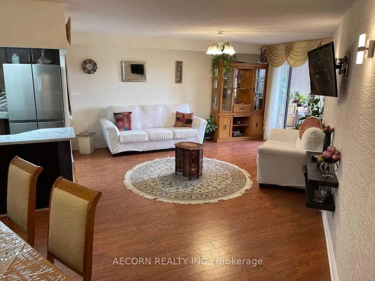 Photo 8 of Unit 805, 7811 Yonge Street, Markham, Thornhill — HOMEH