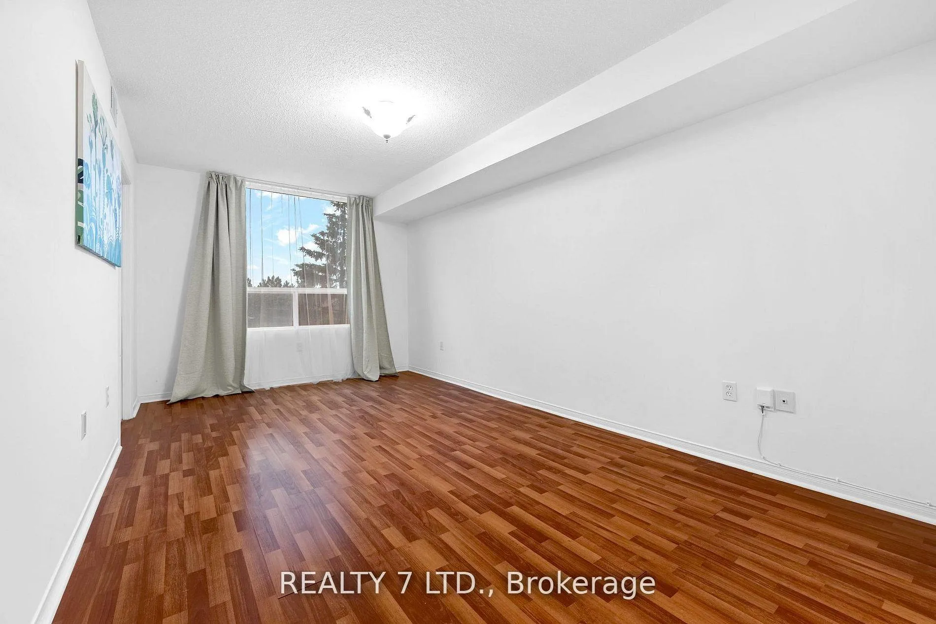 Photo 1 of Unit 412, 1270 Maple Crossing Boulevard, Burlington, Brant — HOMEH