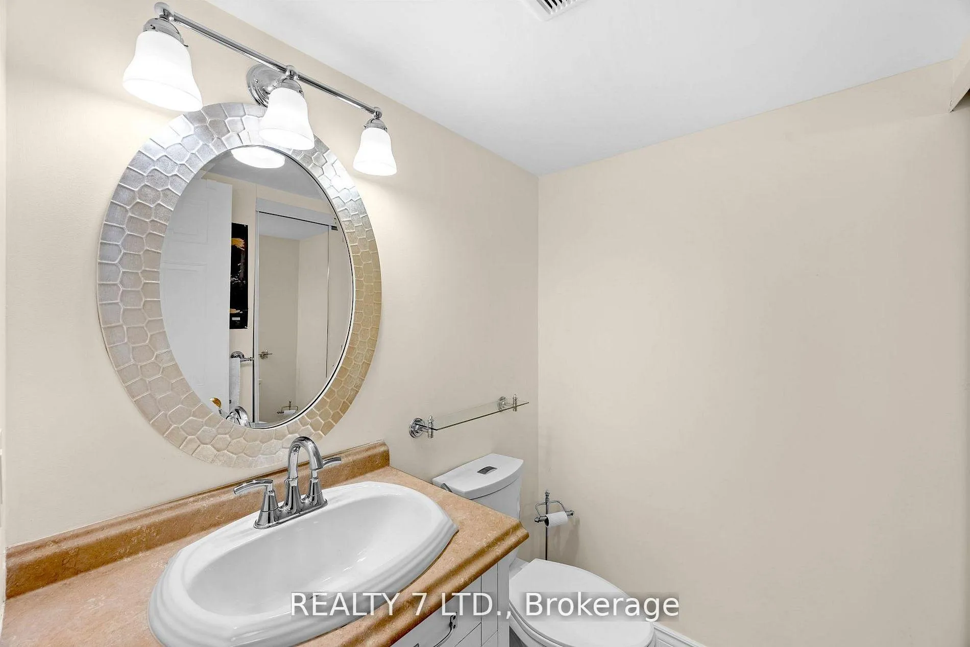 Photo 2 of Unit 412, 1270 Maple Crossing Boulevard, Burlington, Brant — HOMEH