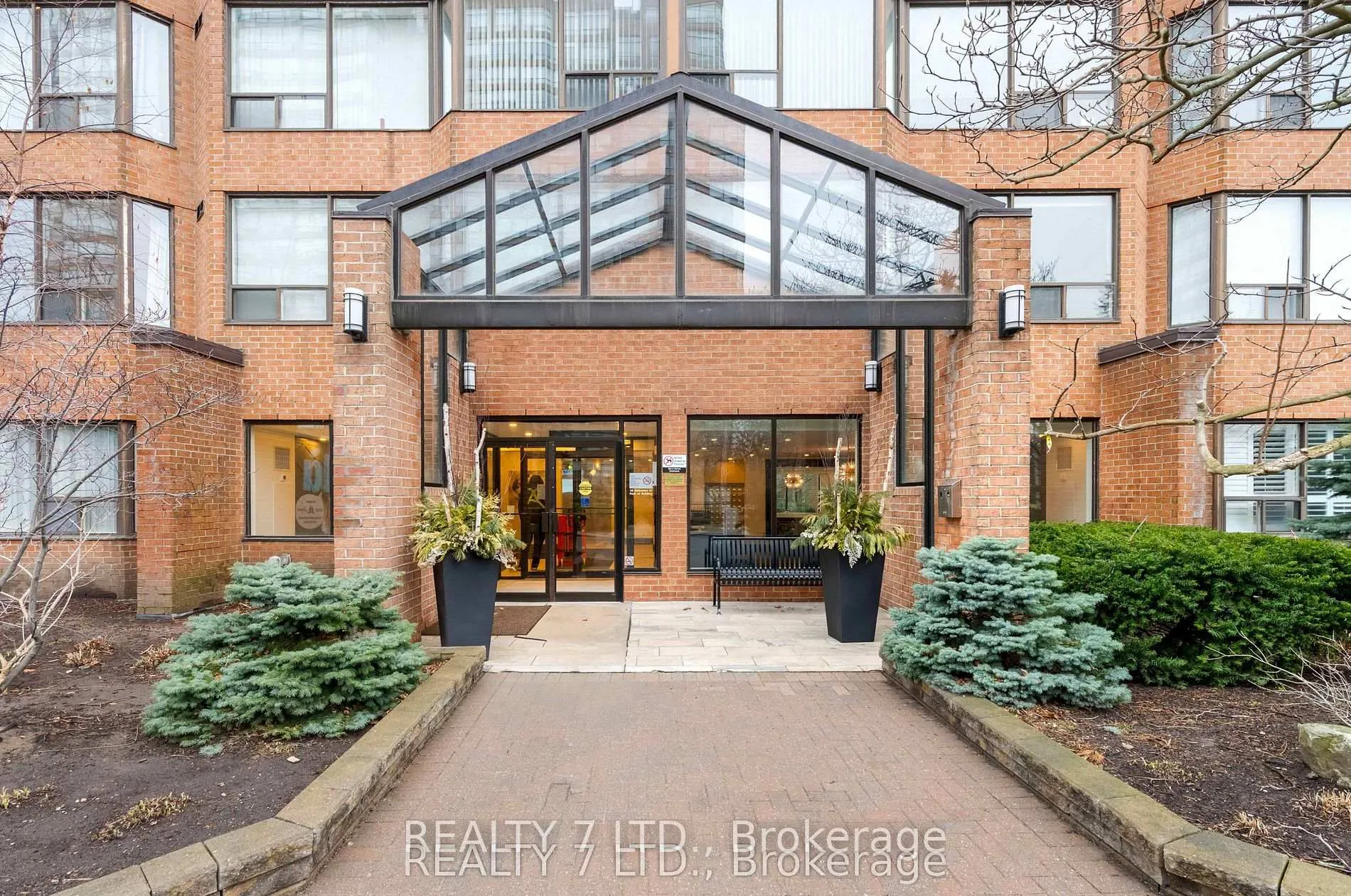 Photo 29 of Unit 412, 1270 Maple Crossing Boulevard, Burlington, Brant — HOMEH