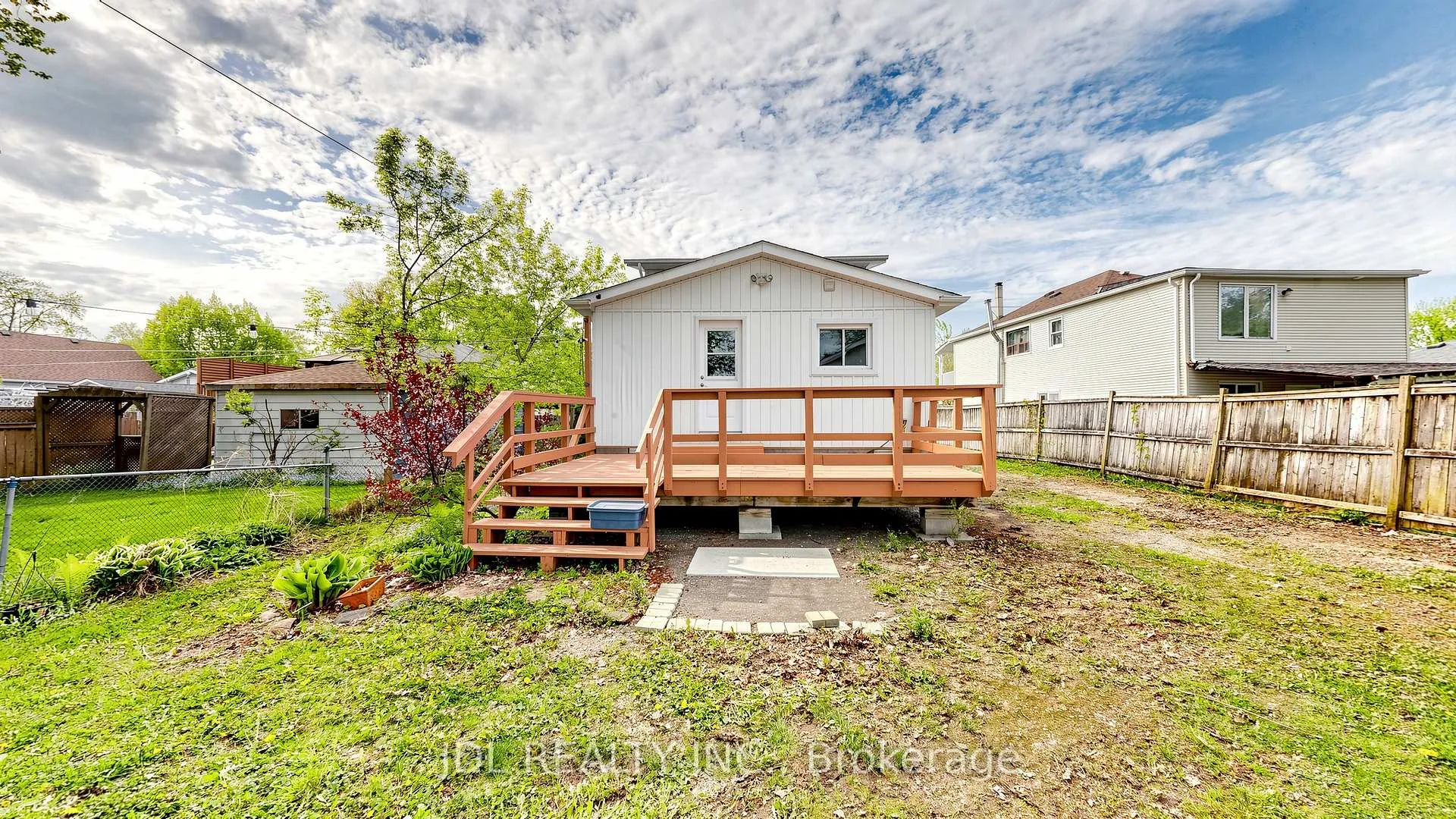 Photo 19 of 245 Royal Road, Georgina, Keswick South — HOMEH
