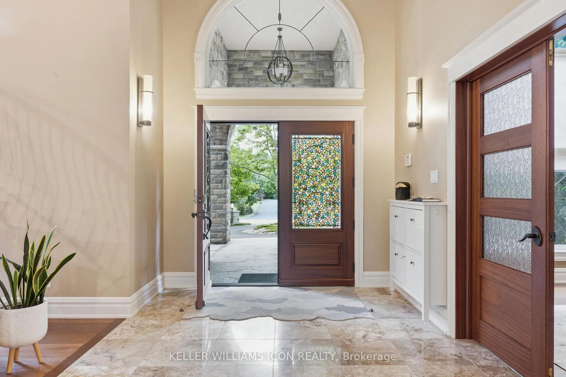 Photo 18 of 5801 Longhearth Way, Ottawa, Manotick East to Manotick Station — HOMEH