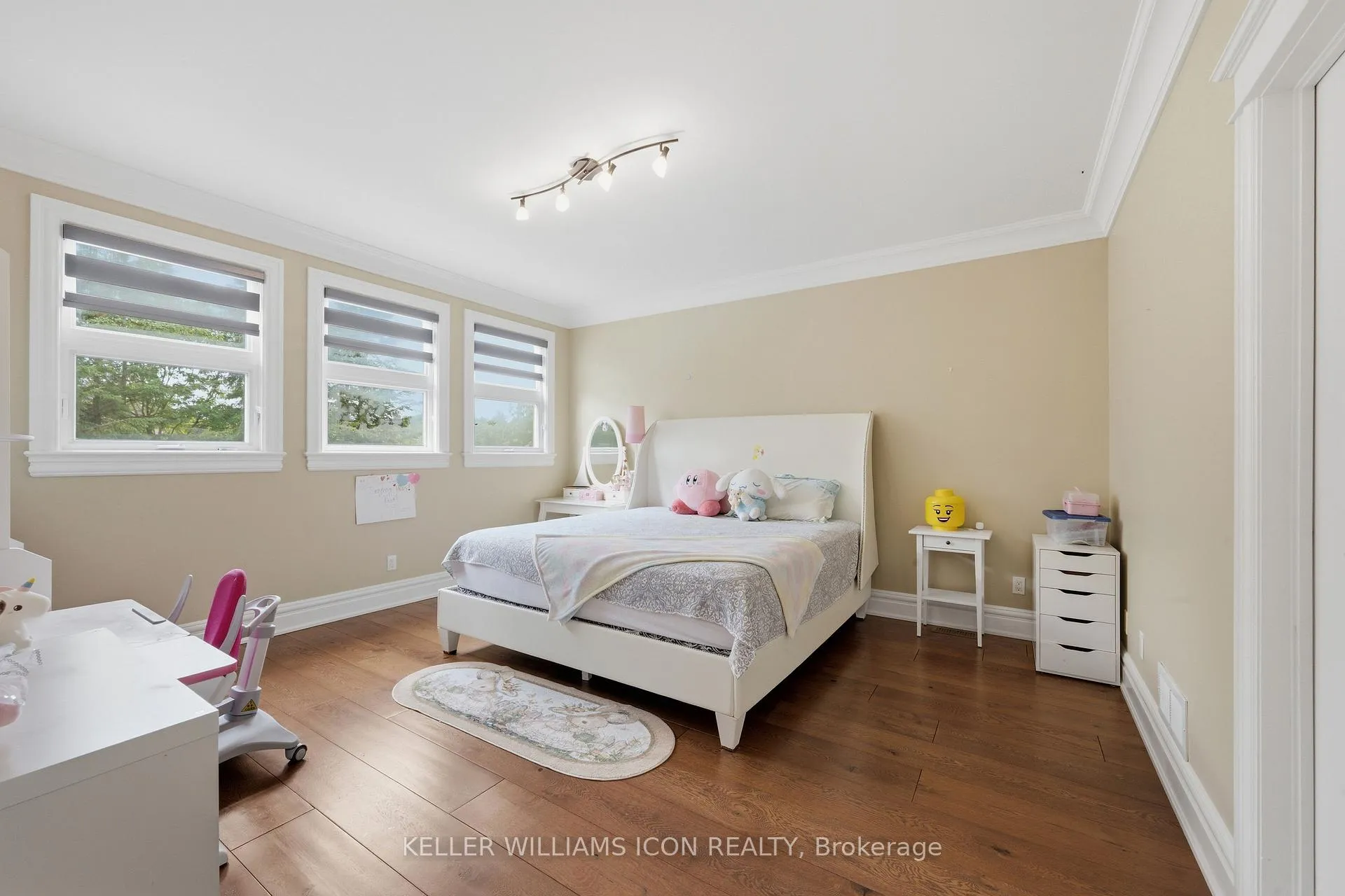 Photo 8 of 5801 Longhearth Way, Ottawa, Manotick East to Manotick Station — HOMEH