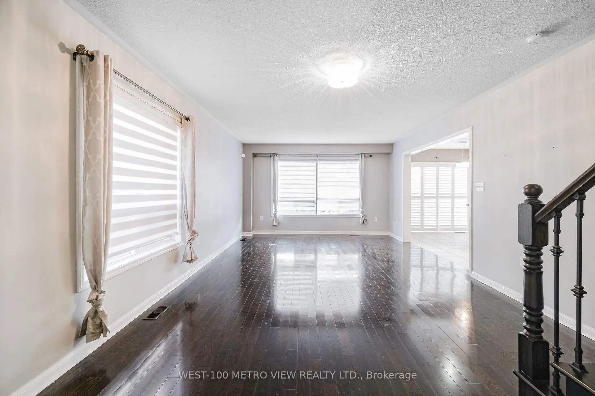 Photo 7 of 17 Georgian Road, Brampton, Credit Valley — HOMEH