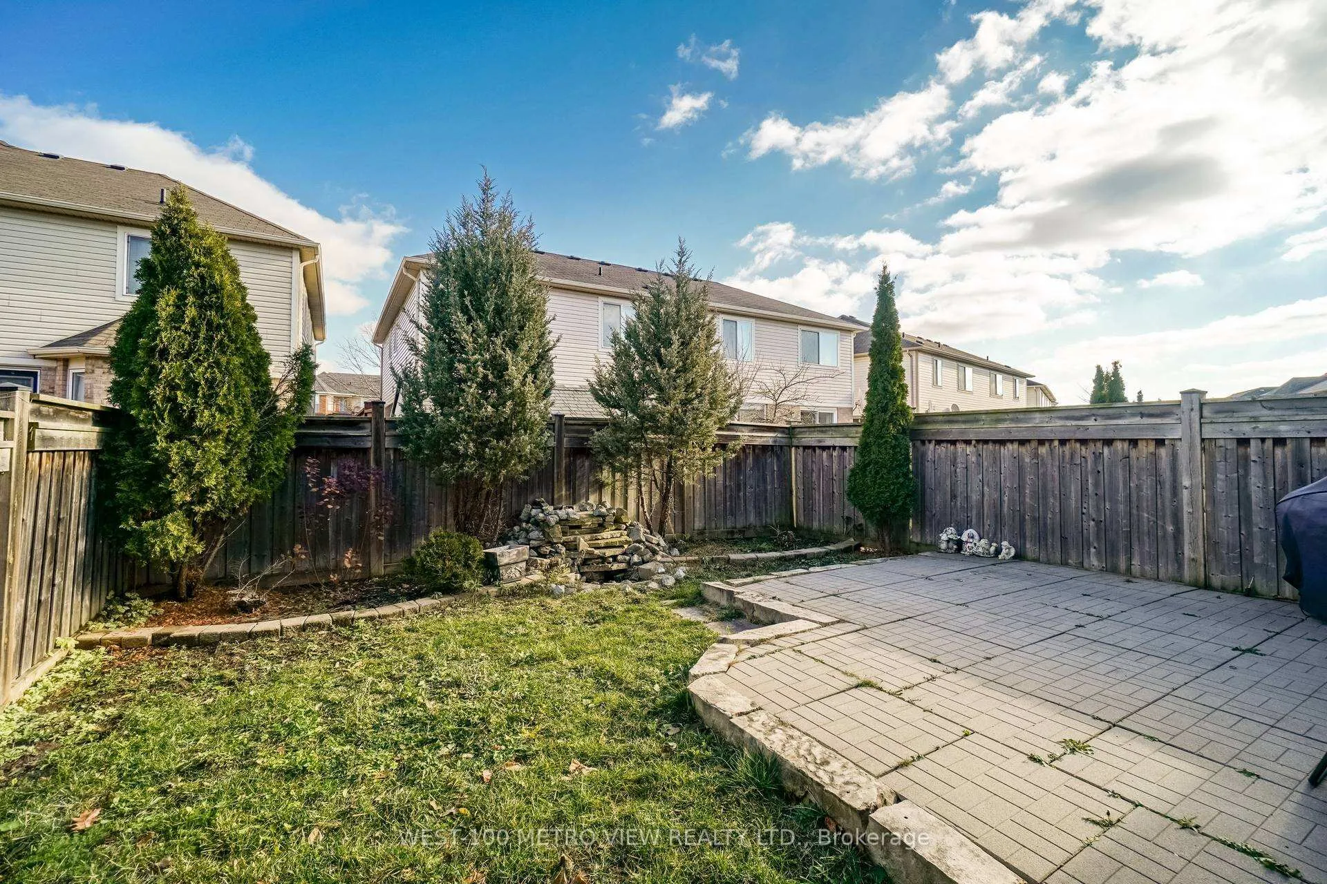 Photo 16 of 17 Georgian Road, Brampton, Credit Valley — HOMEH