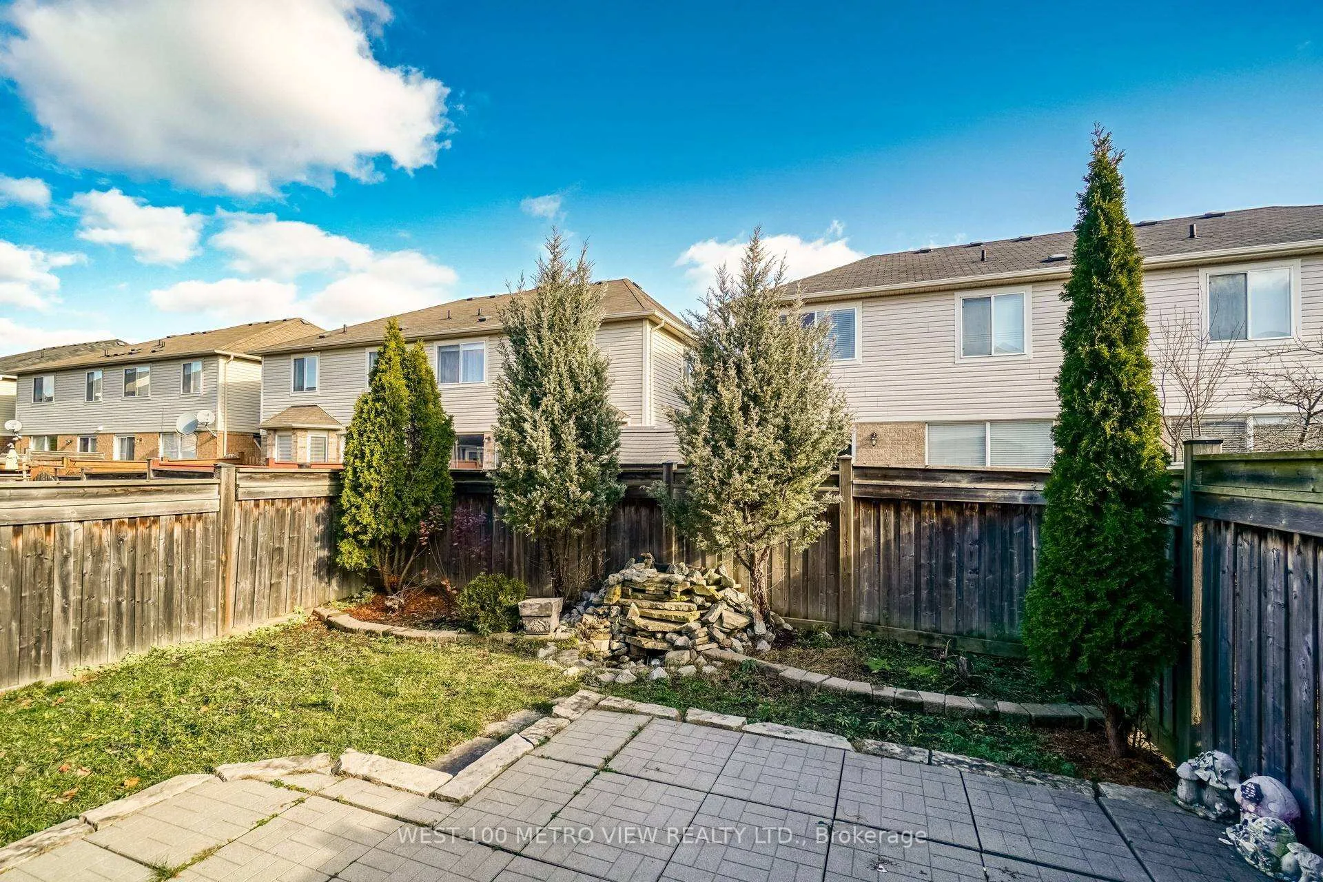Photo 17 of 17 Georgian Road, Brampton, Credit Valley — HOMEH