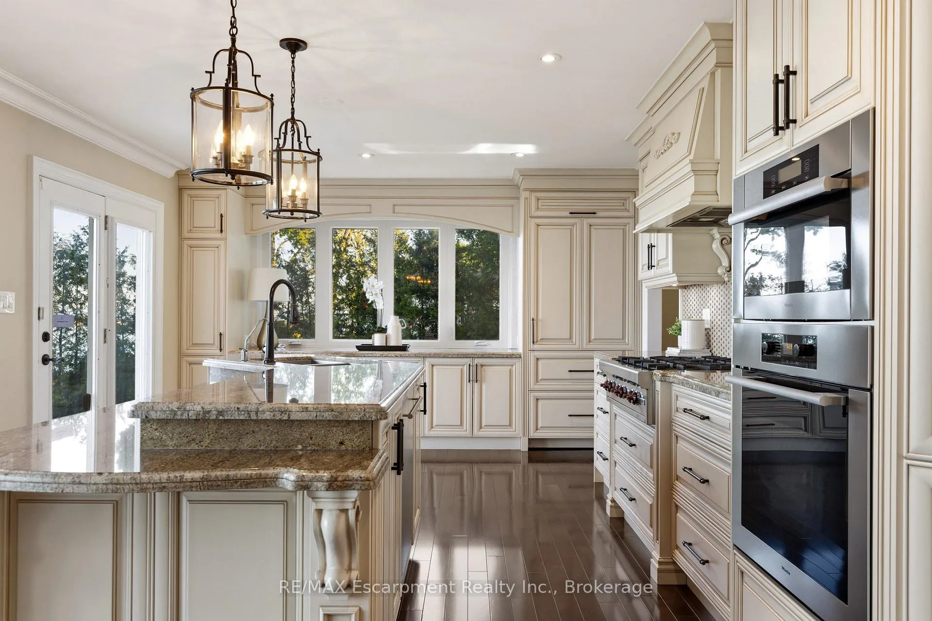 Photo 11 of 3346 Lakeshore Road W, Oakville, Bronte — HOMEH