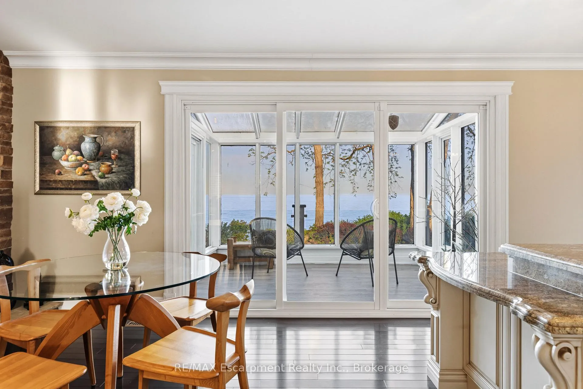 Photo 12 of 3346 Lakeshore Road W, Oakville, Bronte — HOMEH