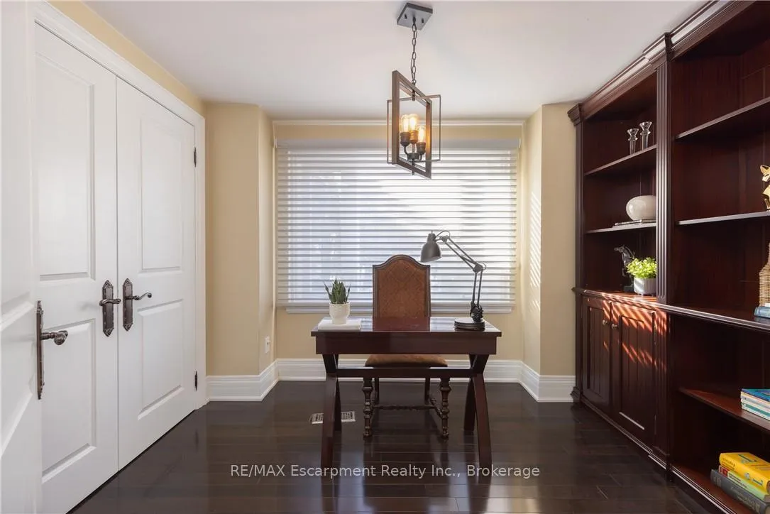 Photo 19 of 3346 Lakeshore Road W, Oakville, Bronte — HOMEH
