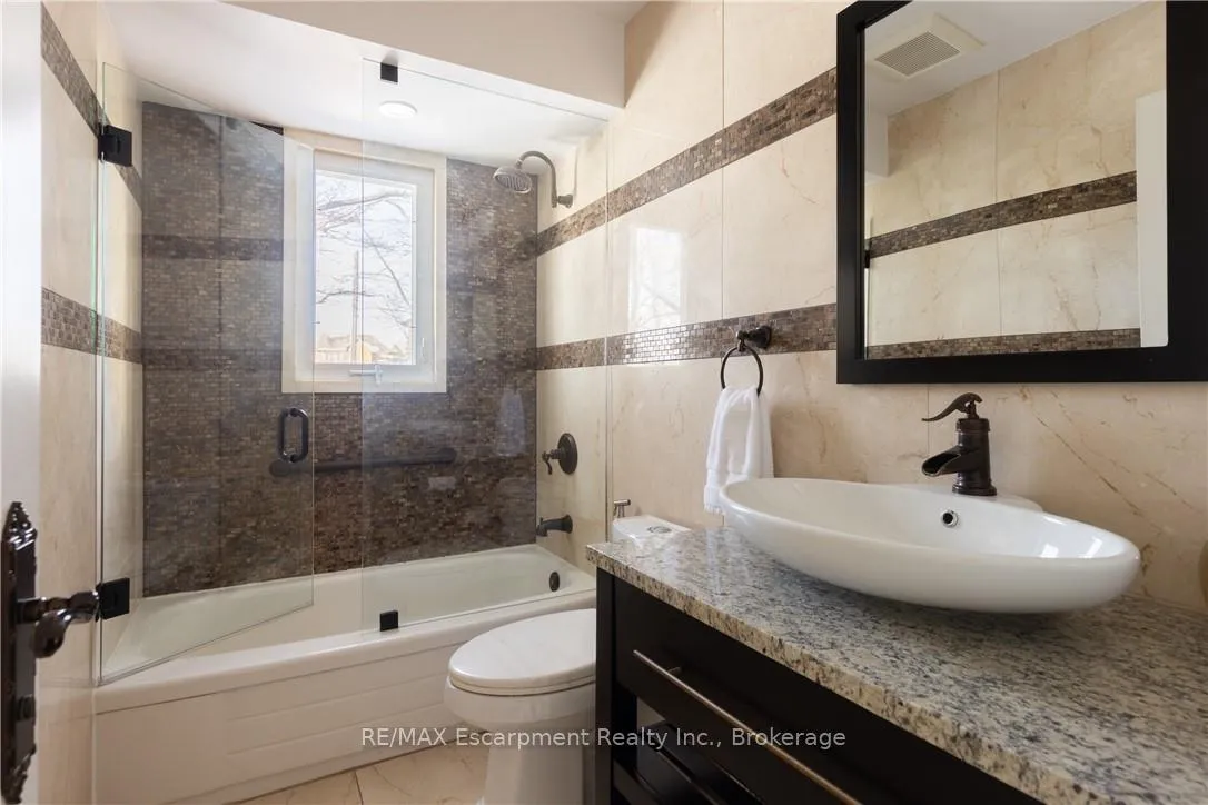 Photo 20 of 3346 Lakeshore Road W, Oakville, Bronte — HOMEH