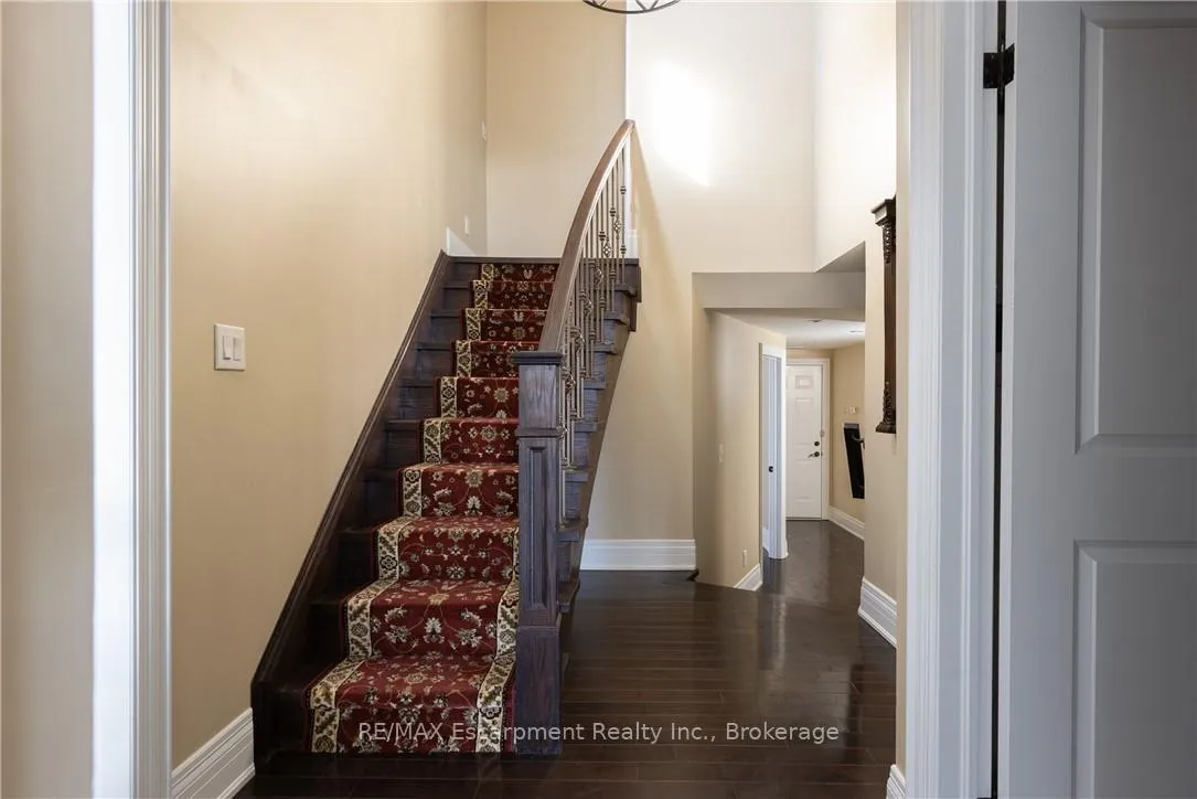 Photo 21 of 3346 Lakeshore Road W, Oakville, Bronte — HOMEH