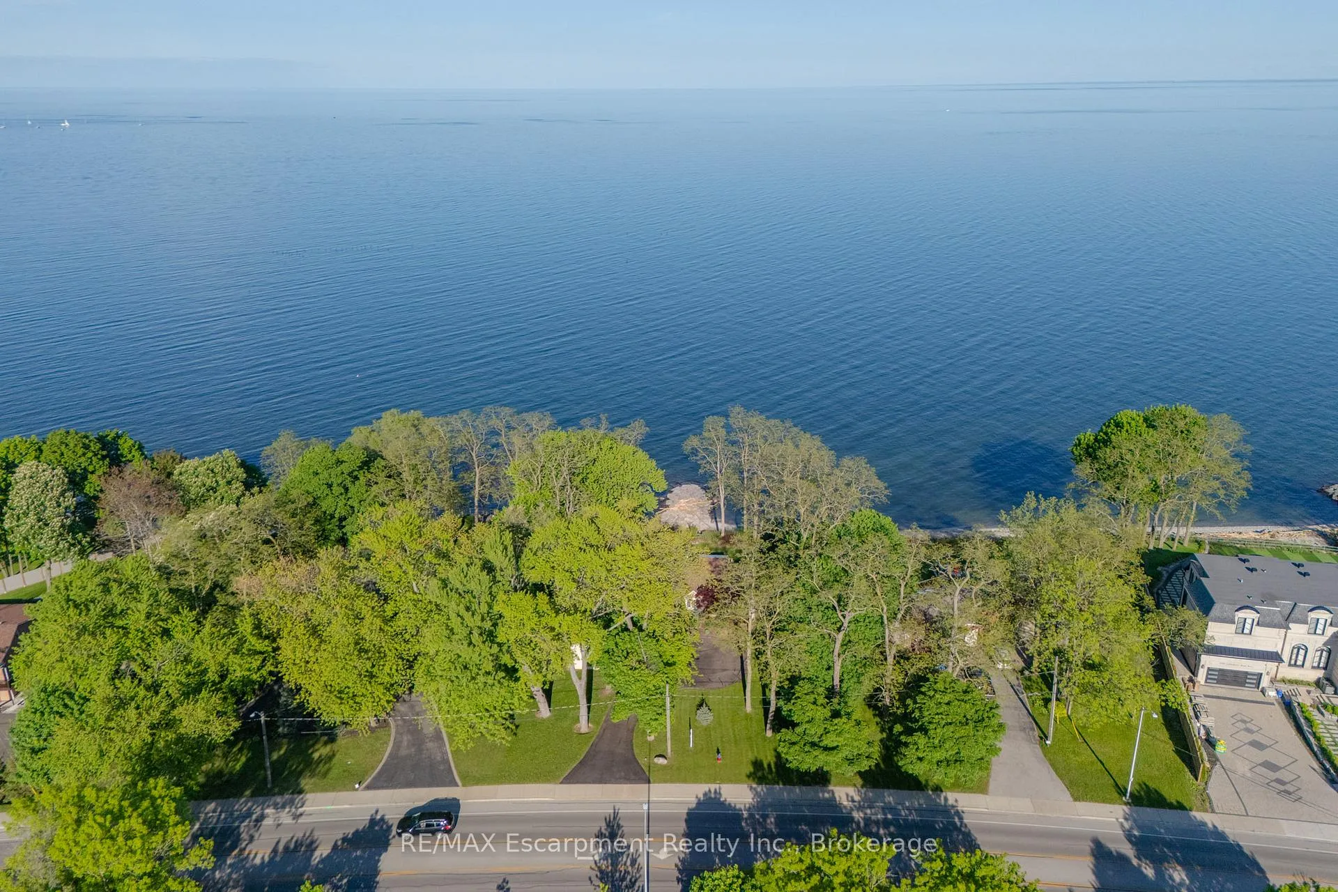 Photo 33 of 3346 Lakeshore Road W, Oakville, Bronte — HOMEH