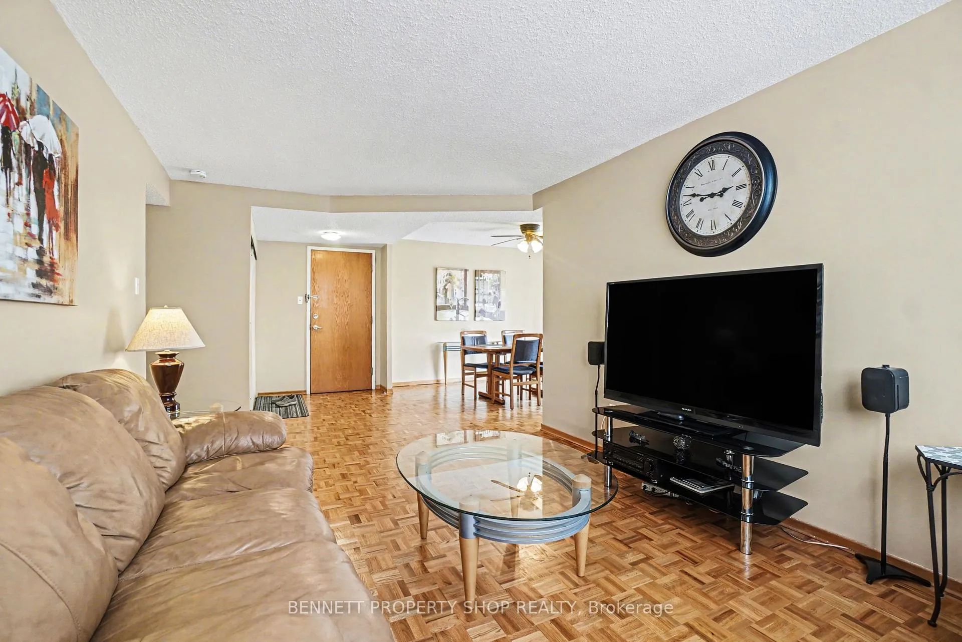 Photo 4 of Unit 610, 2760 Carousel Crescent, Ottawa, Emerald Woods/Sawmill Creek — HOMEH