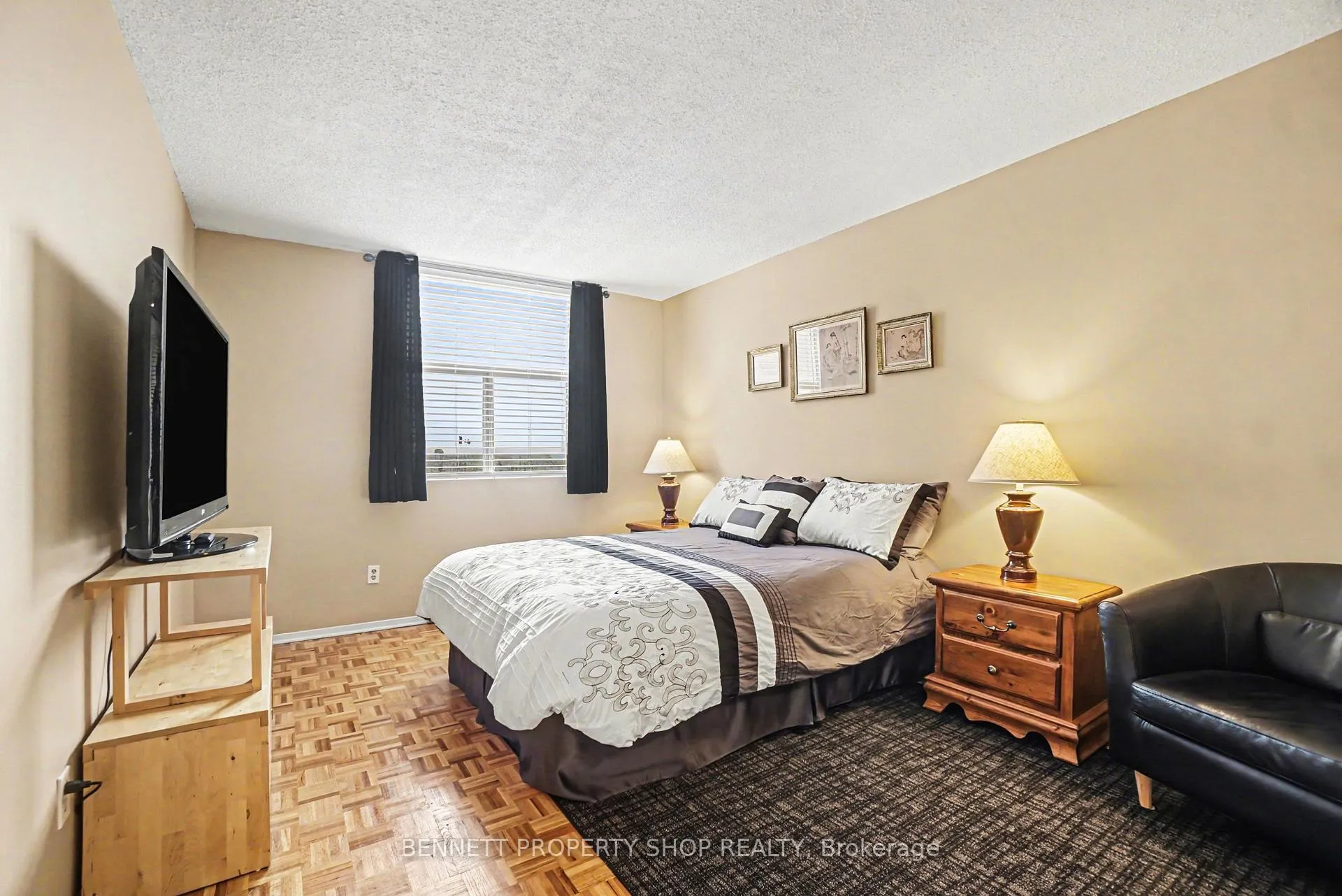 Photo 8 of Unit 610, 2760 Carousel Crescent, Ottawa, Emerald Woods/Sawmill Creek — HOMEH