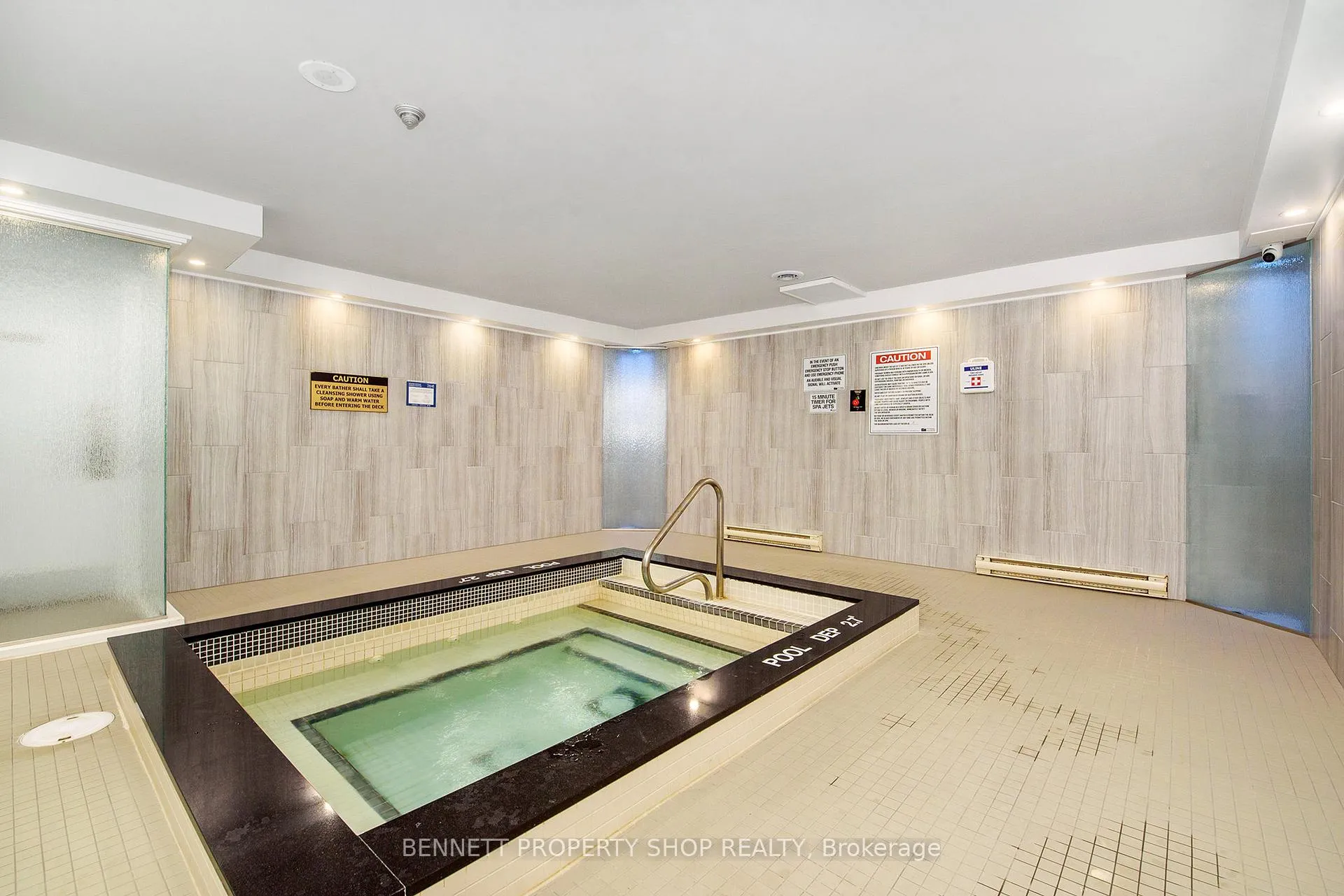 Photo 12 of Unit 610, 2760 Carousel Crescent, Ottawa, Emerald Woods/Sawmill Creek — HOMEH