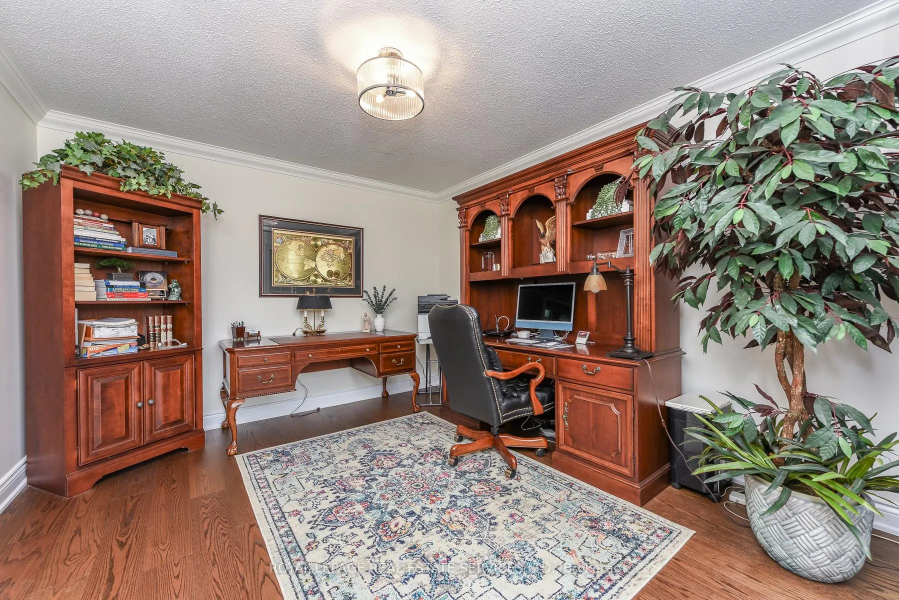 Photo 8 of 1338 Chalfield Drive, Oakville, Clearview — HOMEH