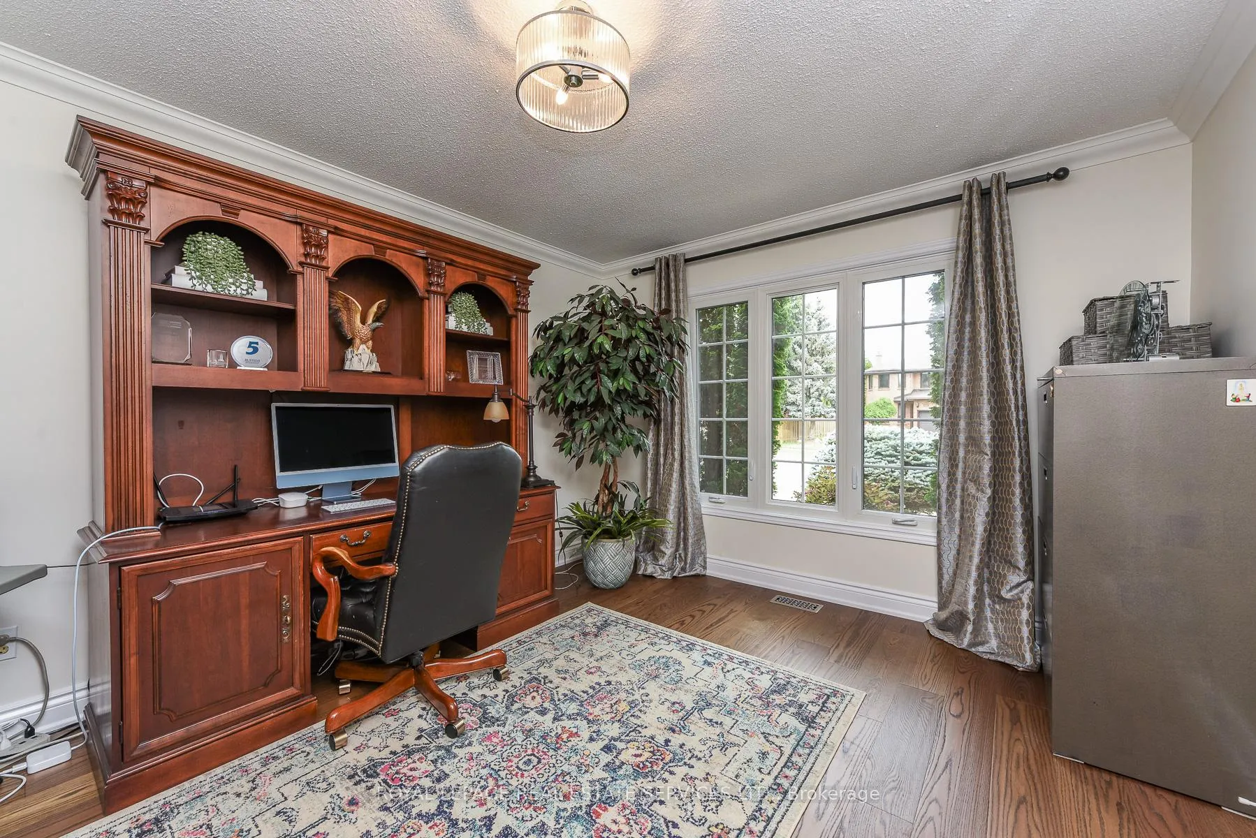 Photo 9 of 1338 Chalfield Drive, Oakville, Clearview — HOMEH