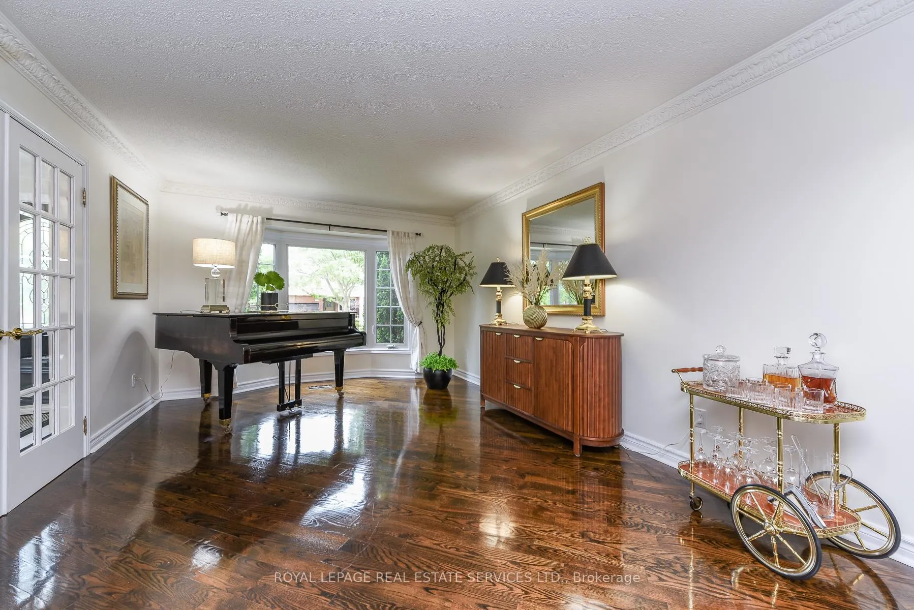 Photo 11 of 1338 Chalfield Drive, Oakville, Clearview — HOMEH