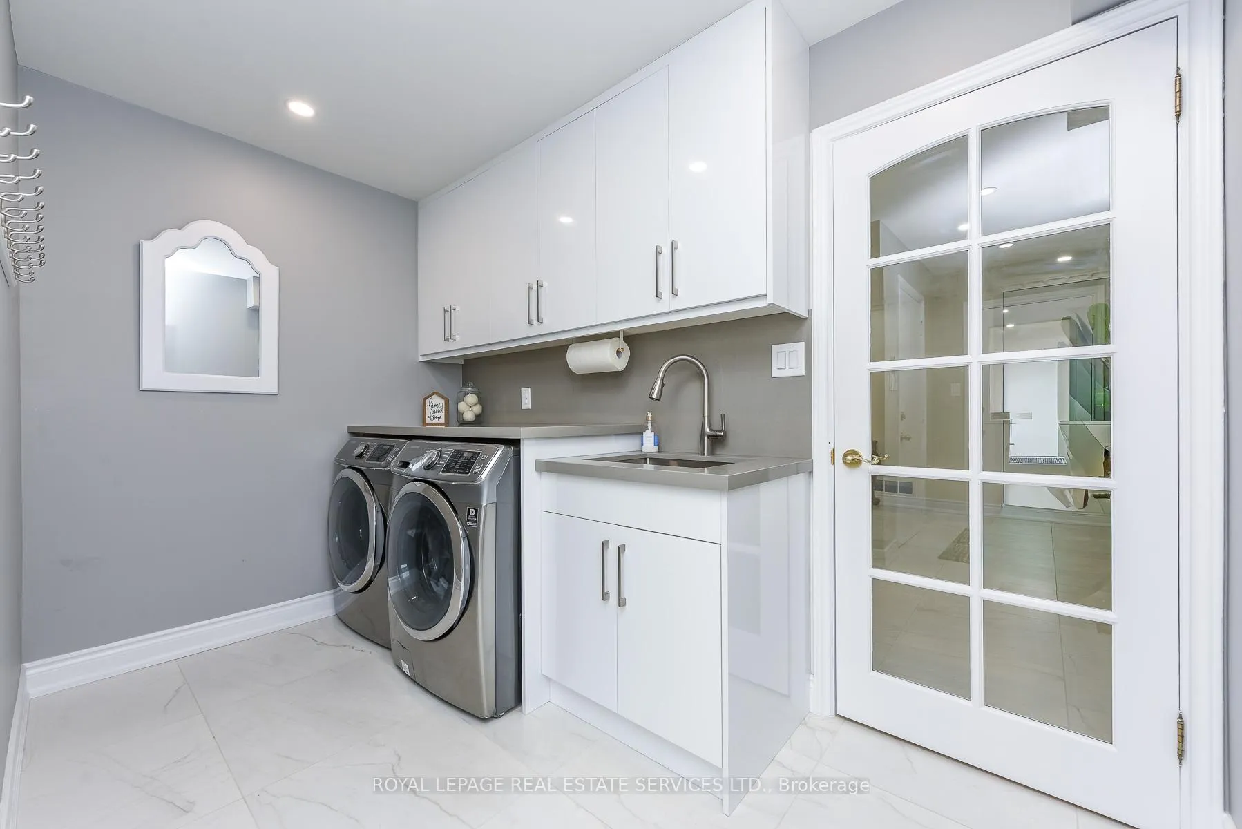 Photo 19 of 1338 Chalfield Drive, Oakville, Clearview — HOMEH