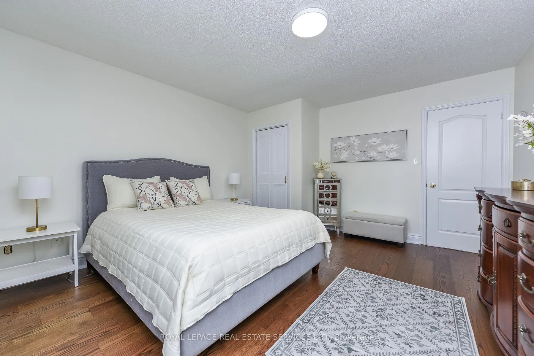 Photo 23 of 1338 Chalfield Drive, Oakville, Clearview — HOMEH