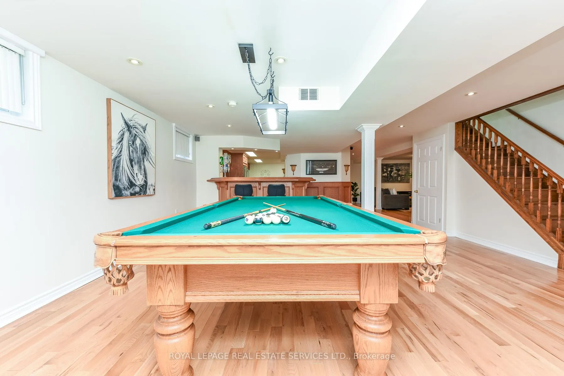 Photo 38 of 1338 Chalfield Drive, Oakville, Clearview — HOMEH