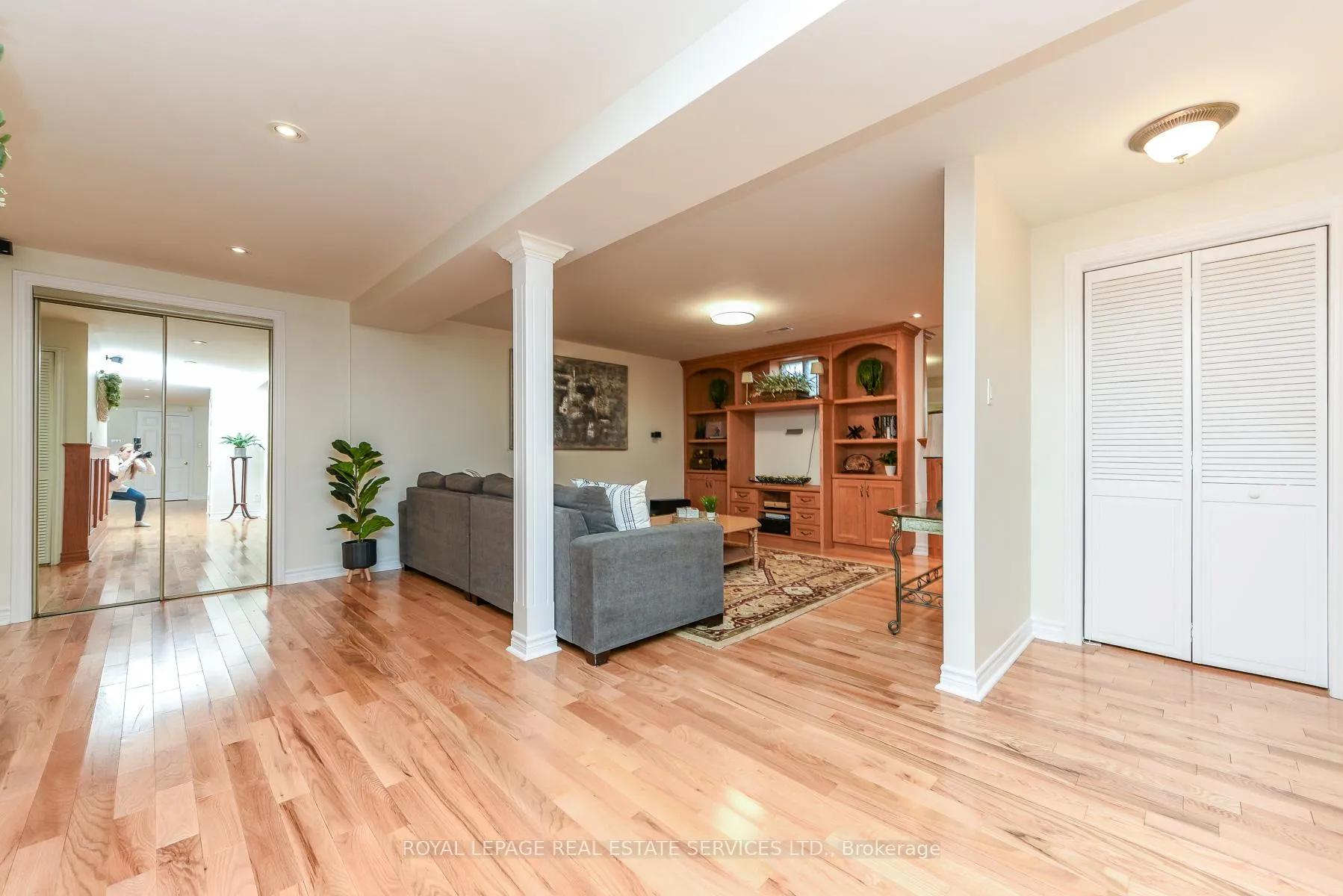 Photo 39 of 1338 Chalfield Drive, Oakville, Clearview — HOMEH