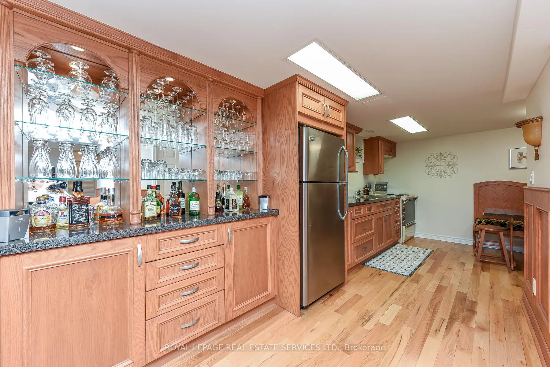 Photo 45 of 1338 Chalfield Drive, Oakville, Clearview — HOMEH