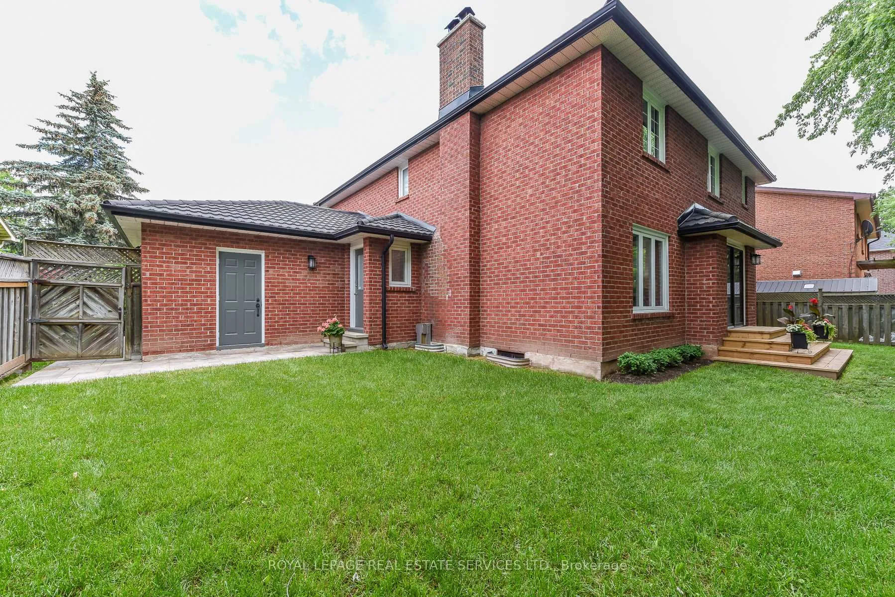 Photo 48 of 1338 Chalfield Drive, Oakville, Clearview — HOMEH