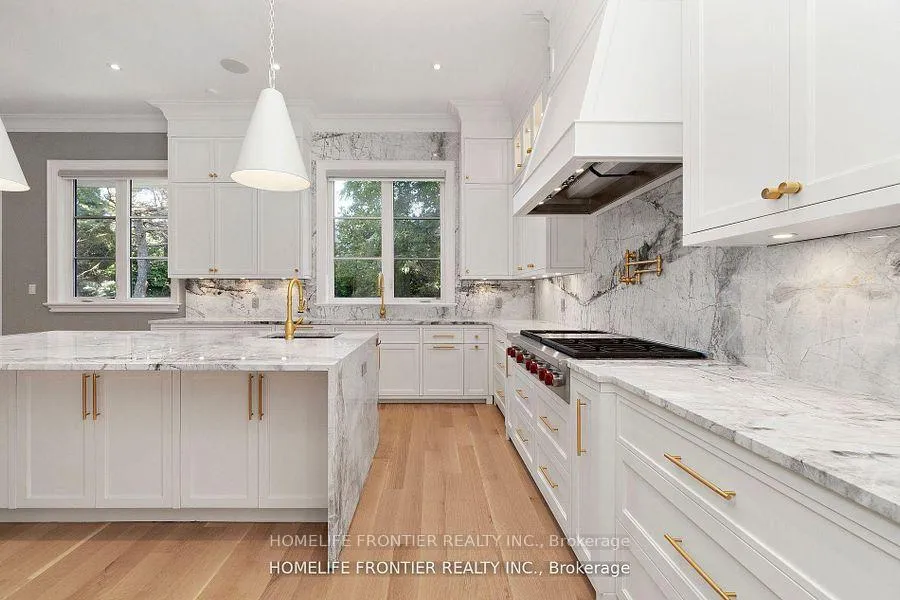 Photo 10 of 8 Vesta Drive, Toronto, Forest Hill South — HOMEH