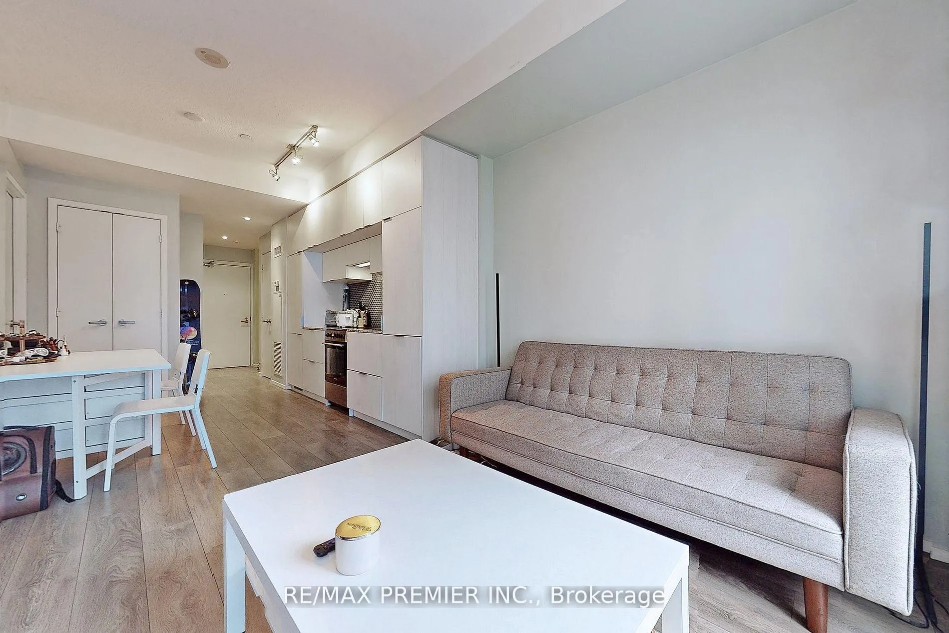 Photo 8 of Unit 1404, 159 Dundas Street E, Toronto, Church-Yonge Corridor — HOMEH