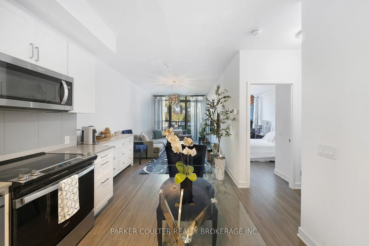 Photo 7 of Unit 114, 681 Yonge Street, Barrie, Painswick South — HOMEH
