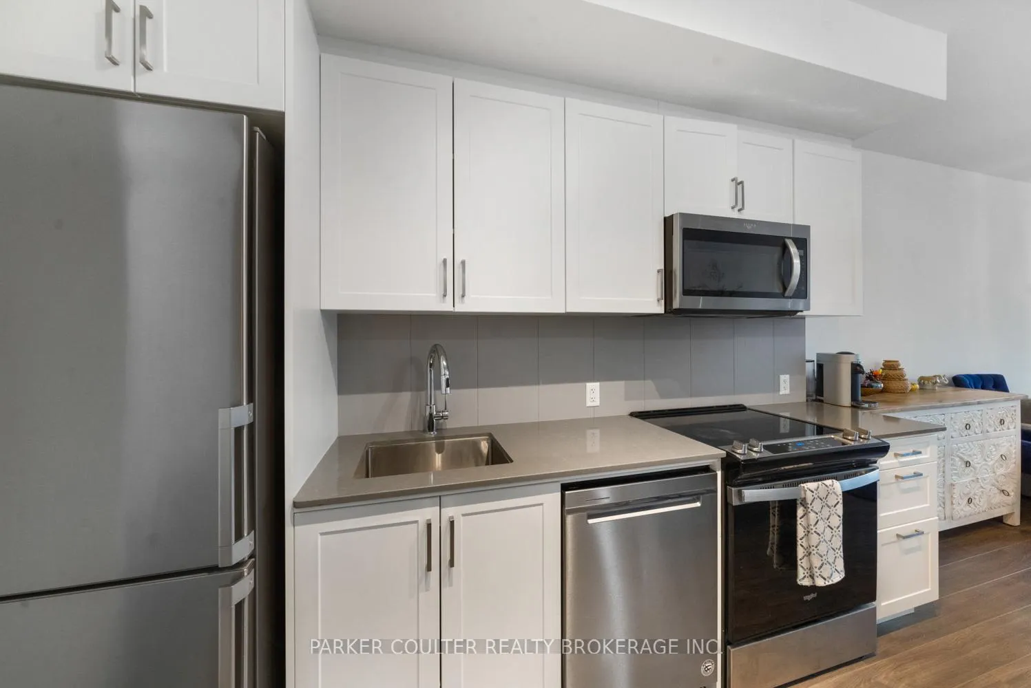 Photo 8 of Unit 114, 681 Yonge Street, Barrie, Painswick South — HOMEH
