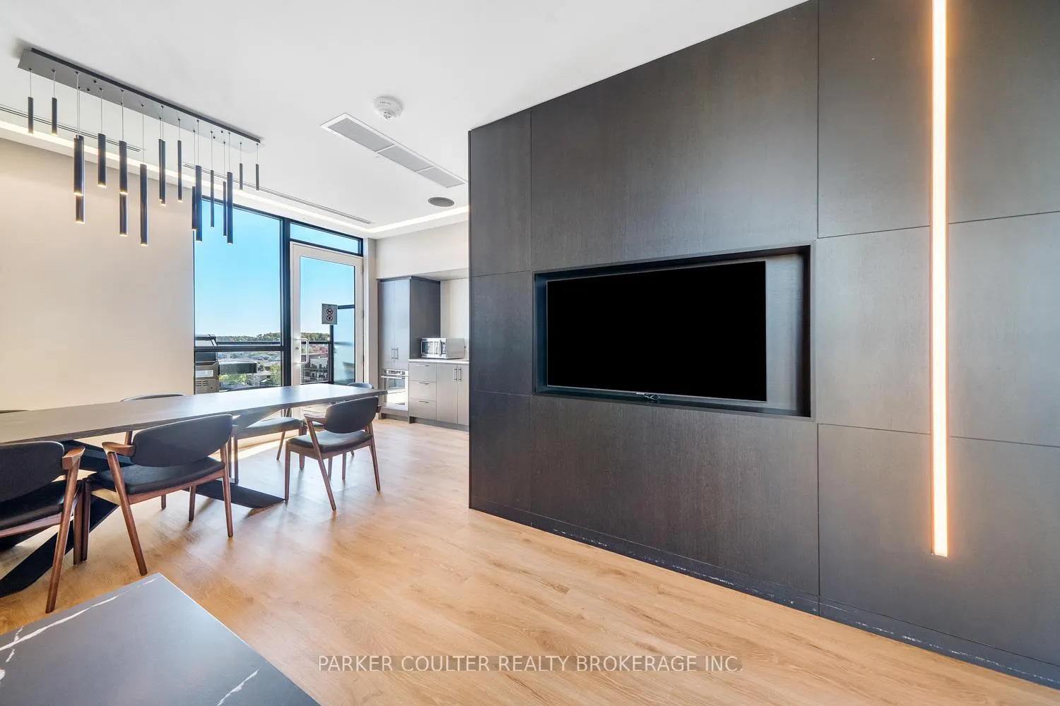 Photo 28 of Unit 114, 681 Yonge Street, Barrie, Painswick South — HOMEH