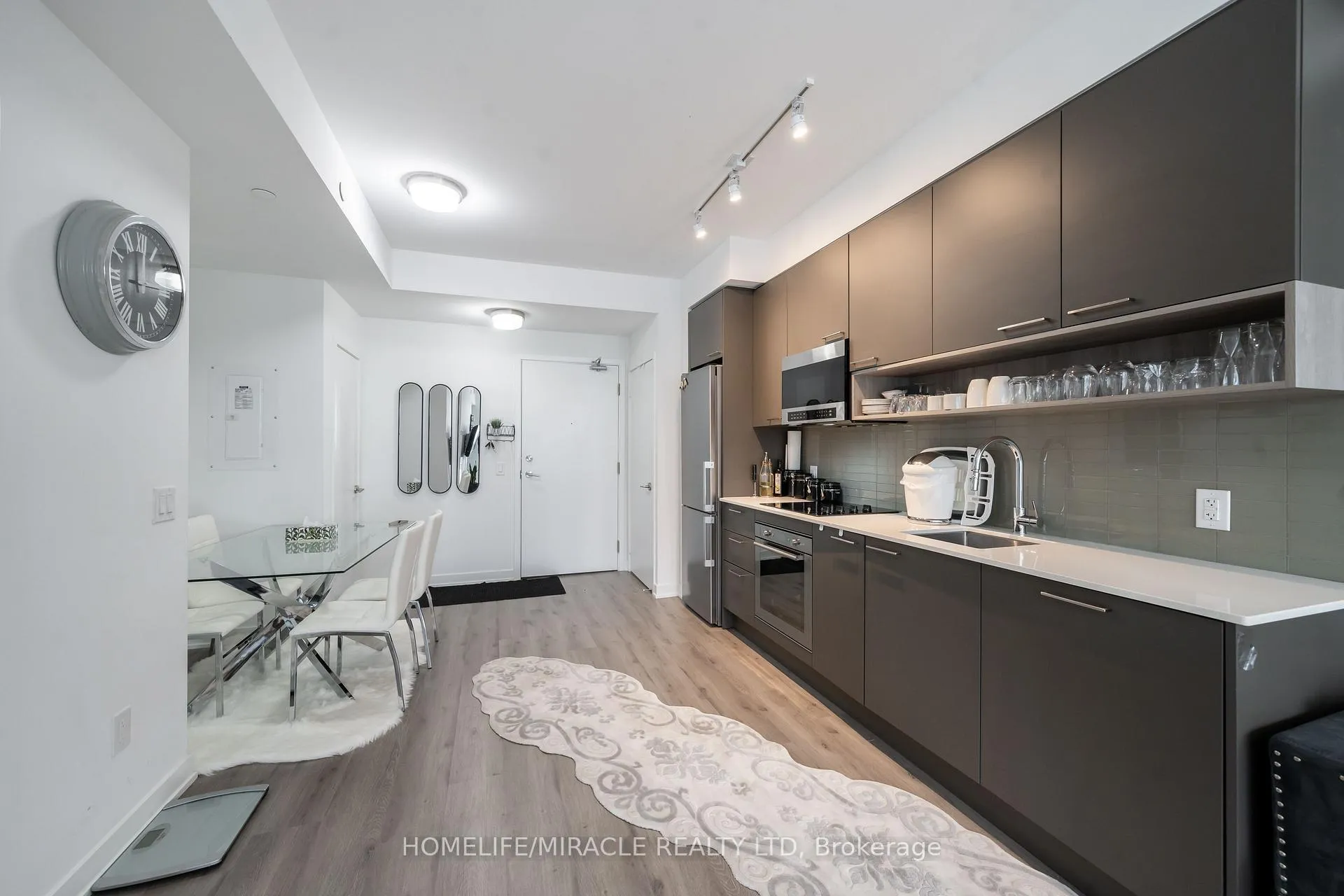 Photo 8 of Unit 220, 3005 Pine Glen Road, Oakville, Westmount — HOMEH