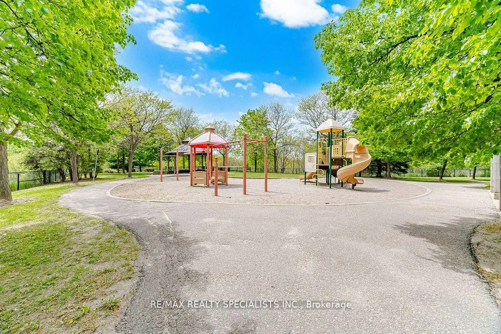 Photo 45 of Unit 136, 9800 Mclaughlin Road, Brampton, Fletcher's Creek Village — HOMEH
