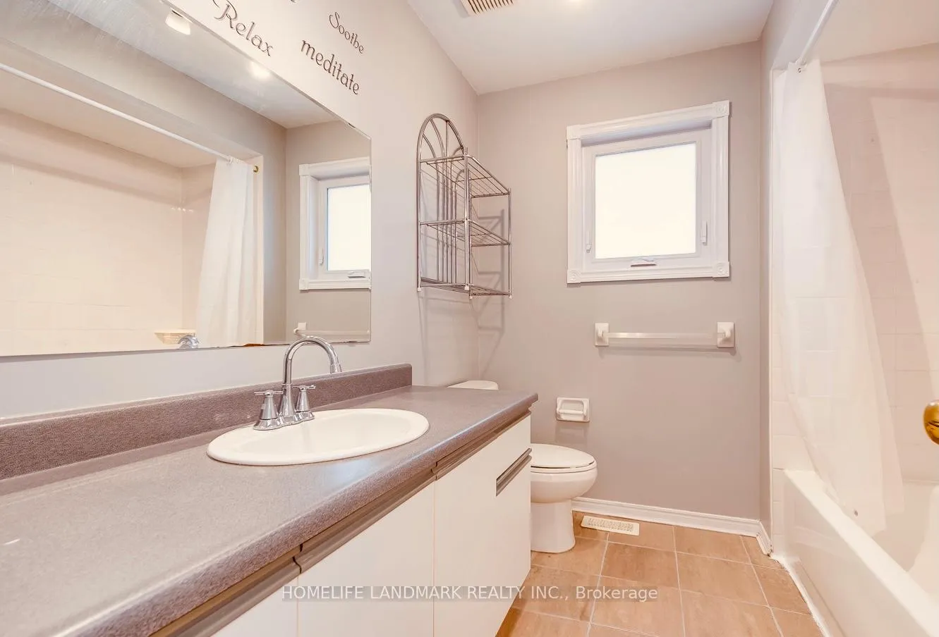 Photo 12 of 2319 Springfield Crescent, Oakville, Clearview — HOMEH