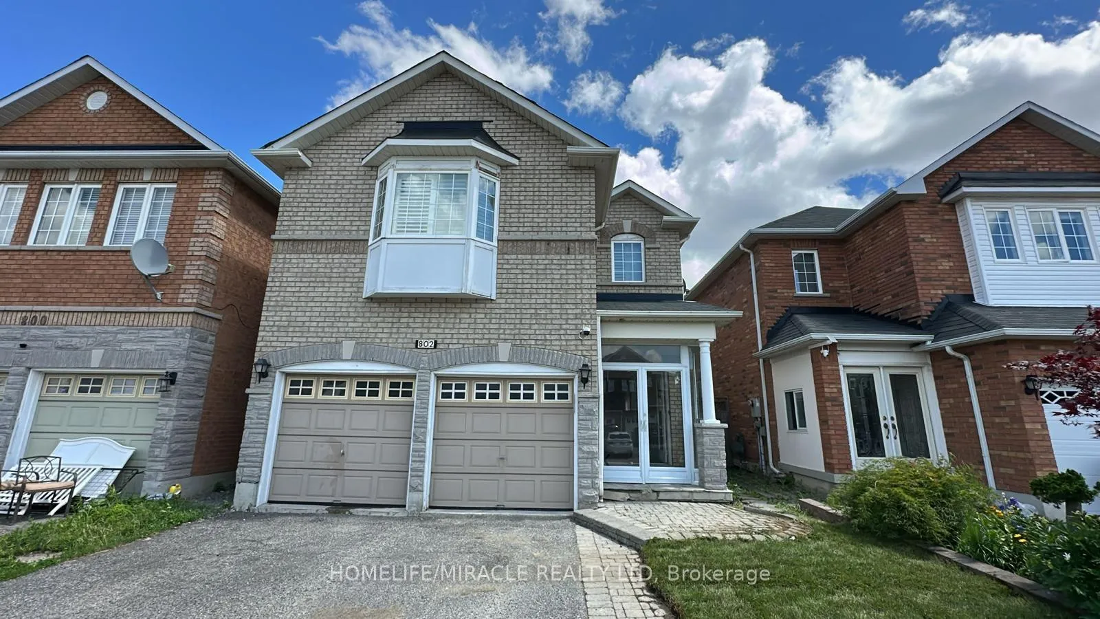 Front of 802 Genovese Place
