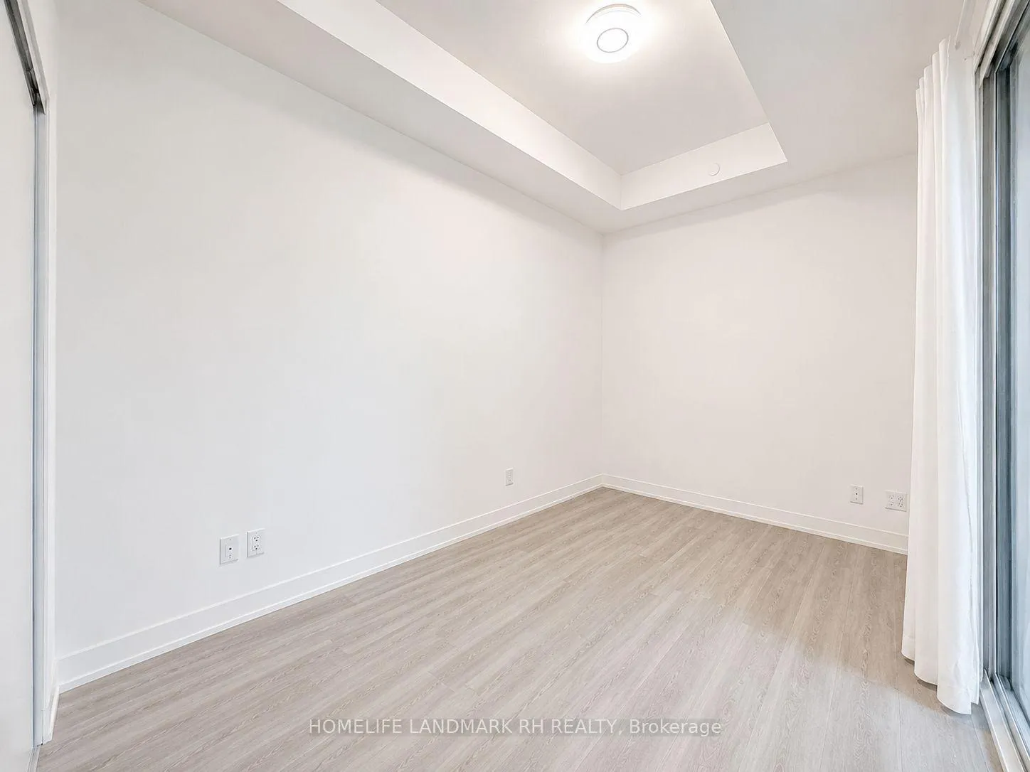 Photo 9 of Unit 1038, 8119 Birchmount Road, Markham, Unionville — HOMEH
