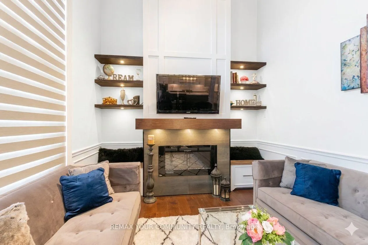 Photo 10 of 119 Toscana Road, Vaughan, Sonoma Heights — HOMEH